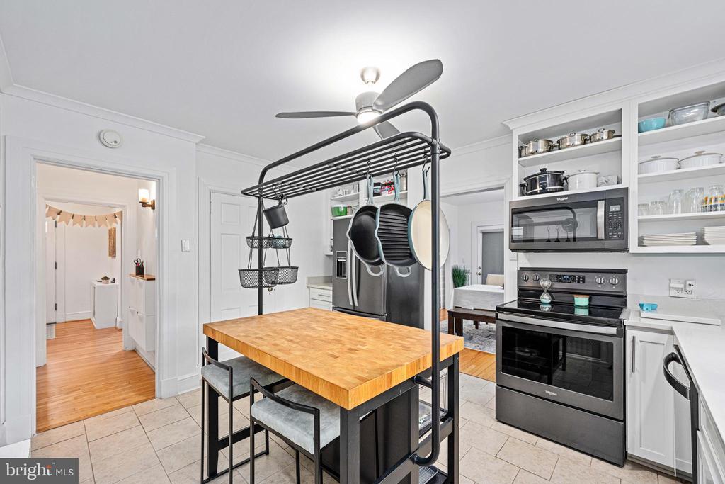 Fredericksburg, Virginia, 22401, United States, 3 Bedrooms Bedrooms, ,3 BathroomsBathrooms,Residential,For Sale,1993383