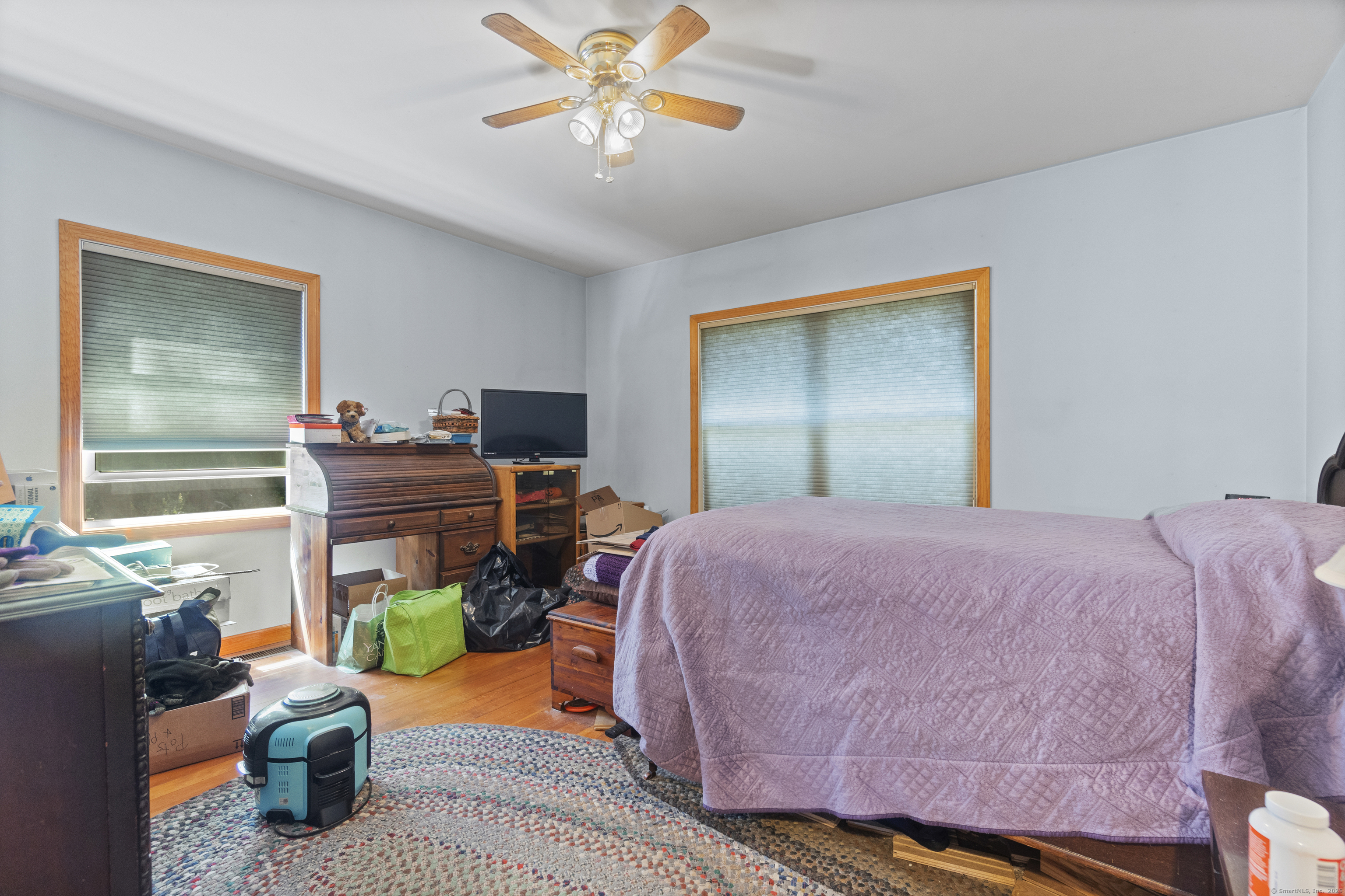 Woodbury, Connecticut, 06798, United States, 6 Bedrooms Bedrooms, ,3 BathroomsBathrooms,Residential,For Sale,1940915