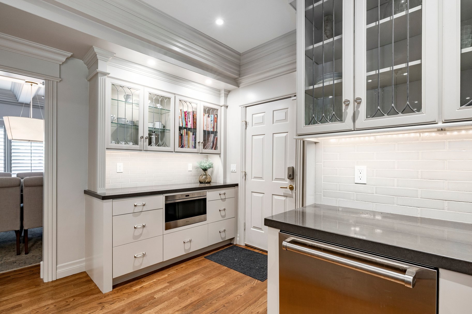  BEAUTIFULLY UPDATED FEDERAL HEIGHTS TWO STORY HOME - 物件實景