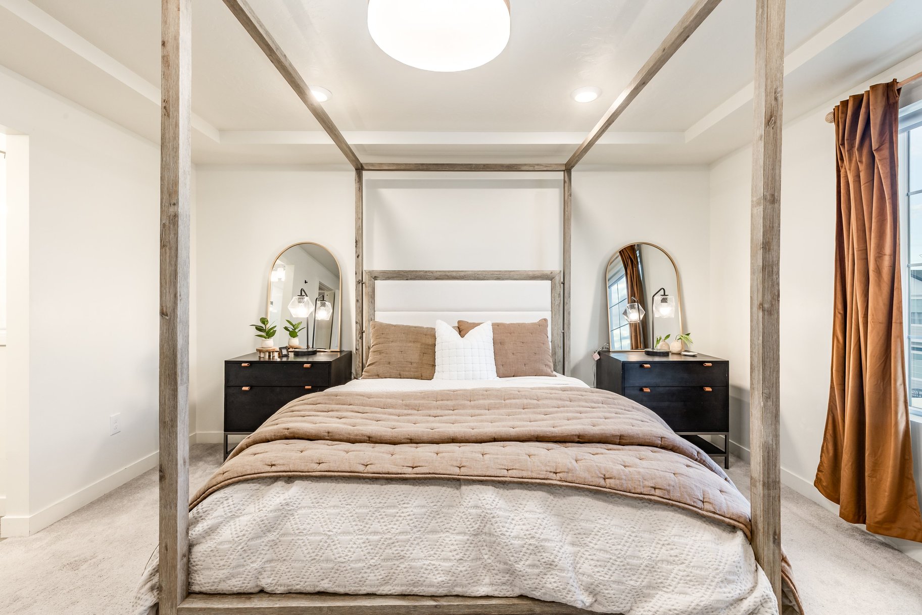  Fresh, Bright & Beautiful 2-Story Home - 物件實景