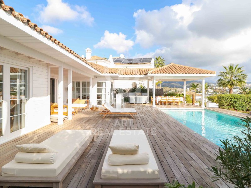 Benahavís, Andalusia, ES, 4 Bedrooms Bedrooms, ,2 BathroomsBathrooms,Residential,For Sale,1828421