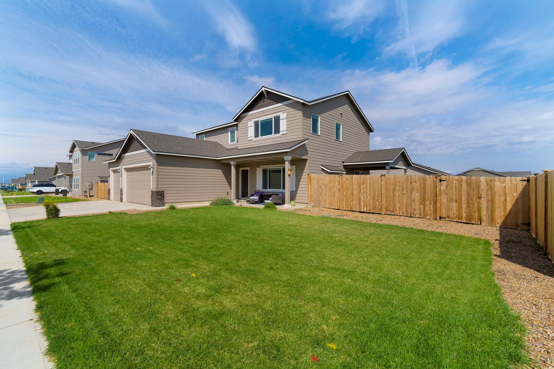  280 NW DOUBLE EAGLE AVE Madras, OR 97741 - 物件實景