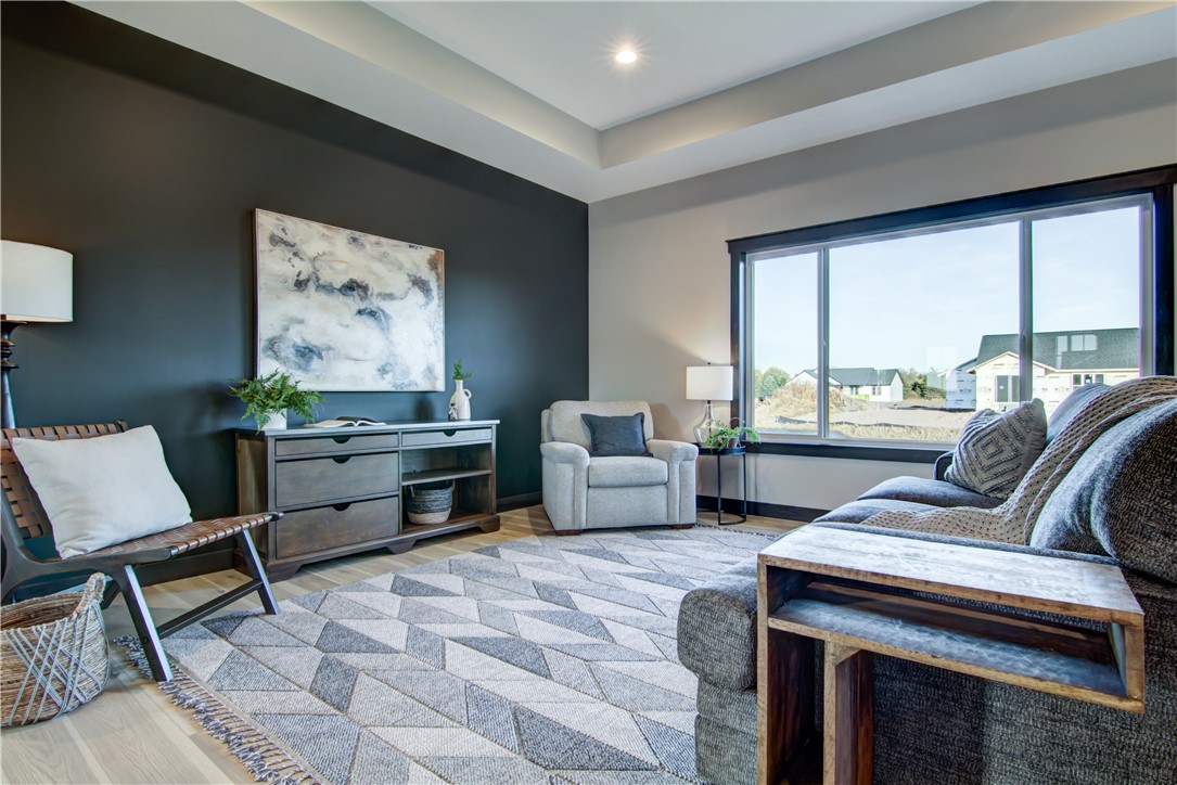 Chippewa Falls, Wisconsin, 54729, United States, 3 Bedrooms Bedrooms, ,2 BathroomsBathrooms,Residential,For Sale,1980636