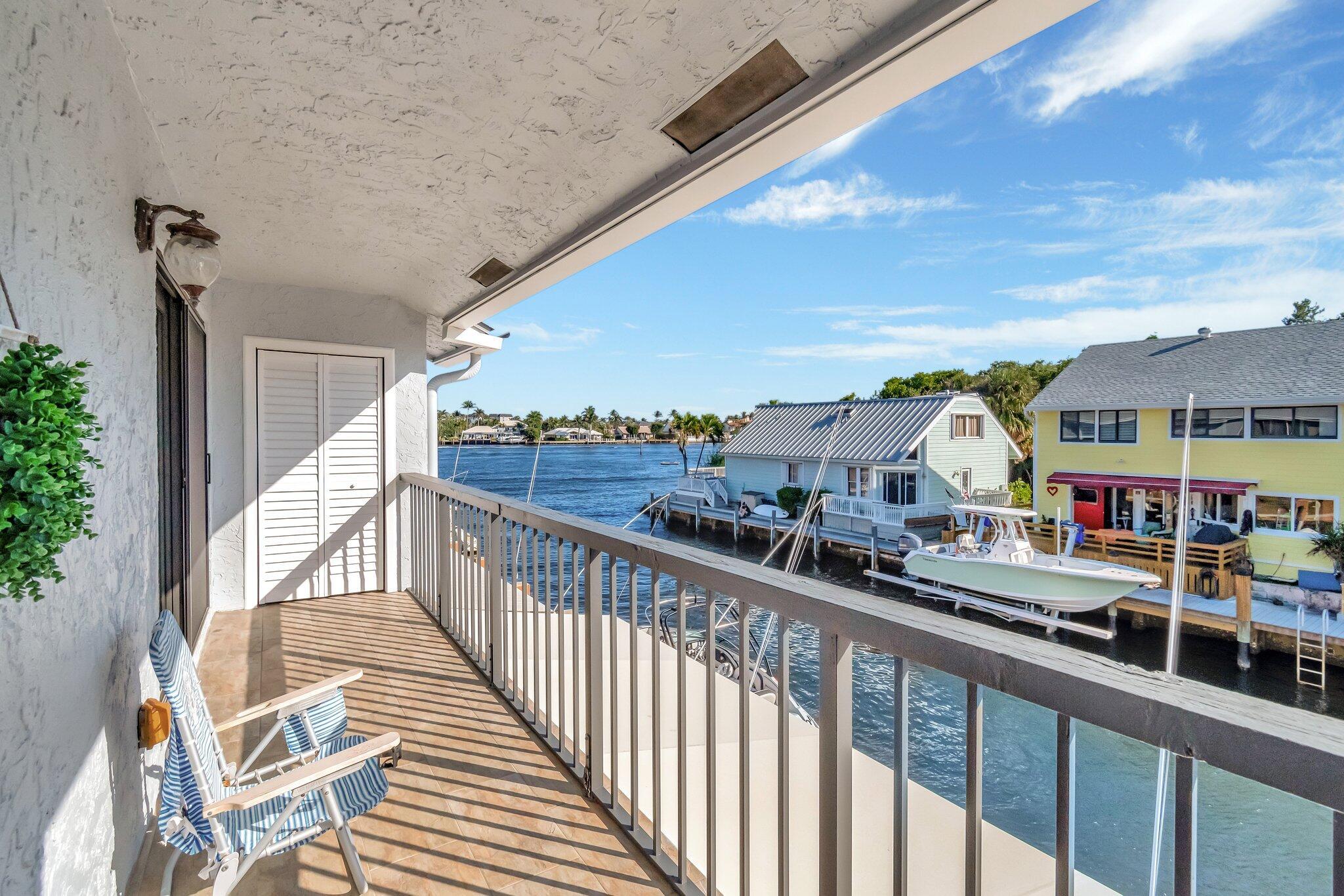 Boynton Beach, Florida, 33435, United States, 2 Bedrooms Bedrooms, ,3 BathroomsBathrooms,Residential,For Sale,1927808