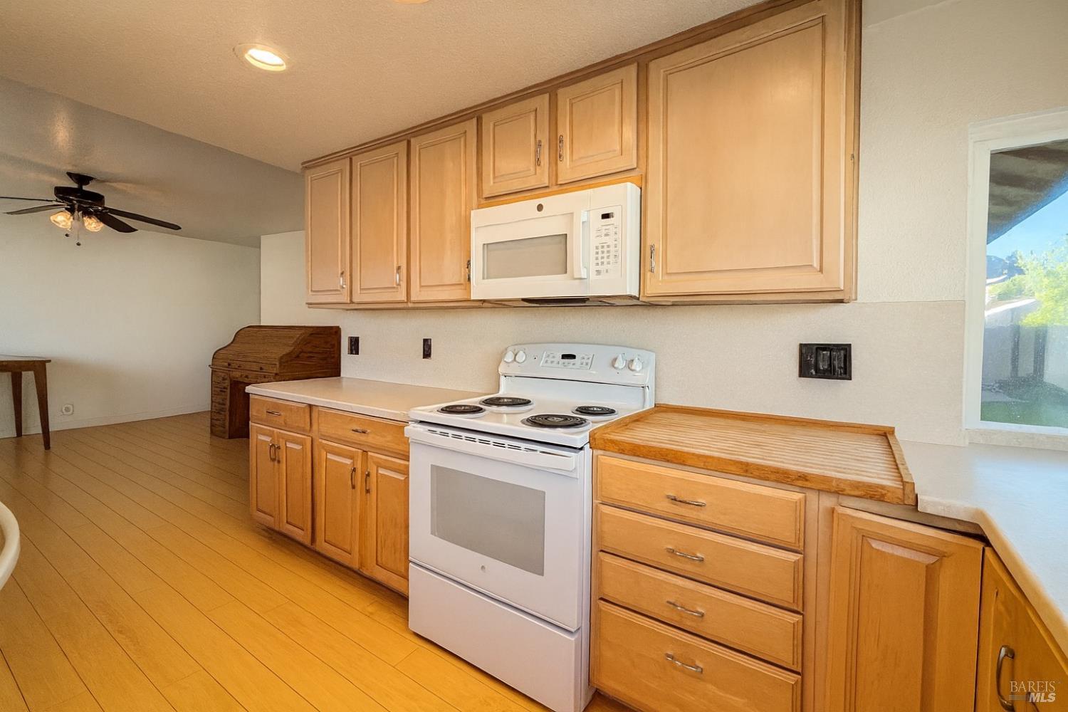 Fairfield, California, 94533, United States, 4 Bedrooms Bedrooms, ,2 BathroomsBathrooms,Residential,For Sale,1978752