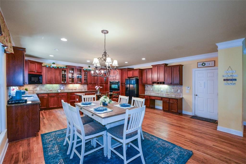 Dacula, Georgia, 30019, United States, 5 Bedrooms Bedrooms, ,5 BathroomsBathrooms,Residential,For Sale,1918708