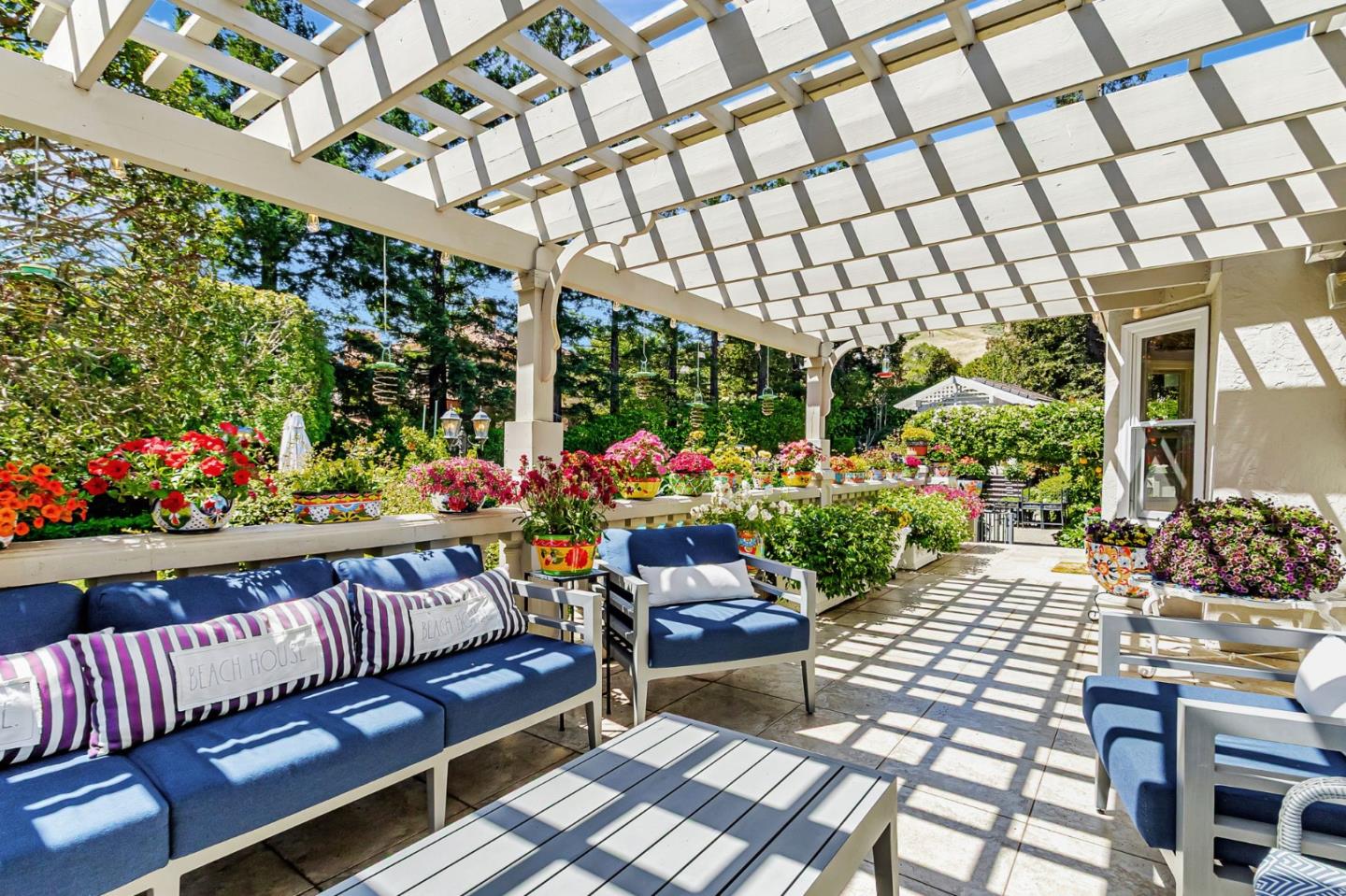 Saratoga, California, 95070, United States, 5 Bedrooms Bedrooms, ,6 BathroomsBathrooms,Residential,For Sale,1891032