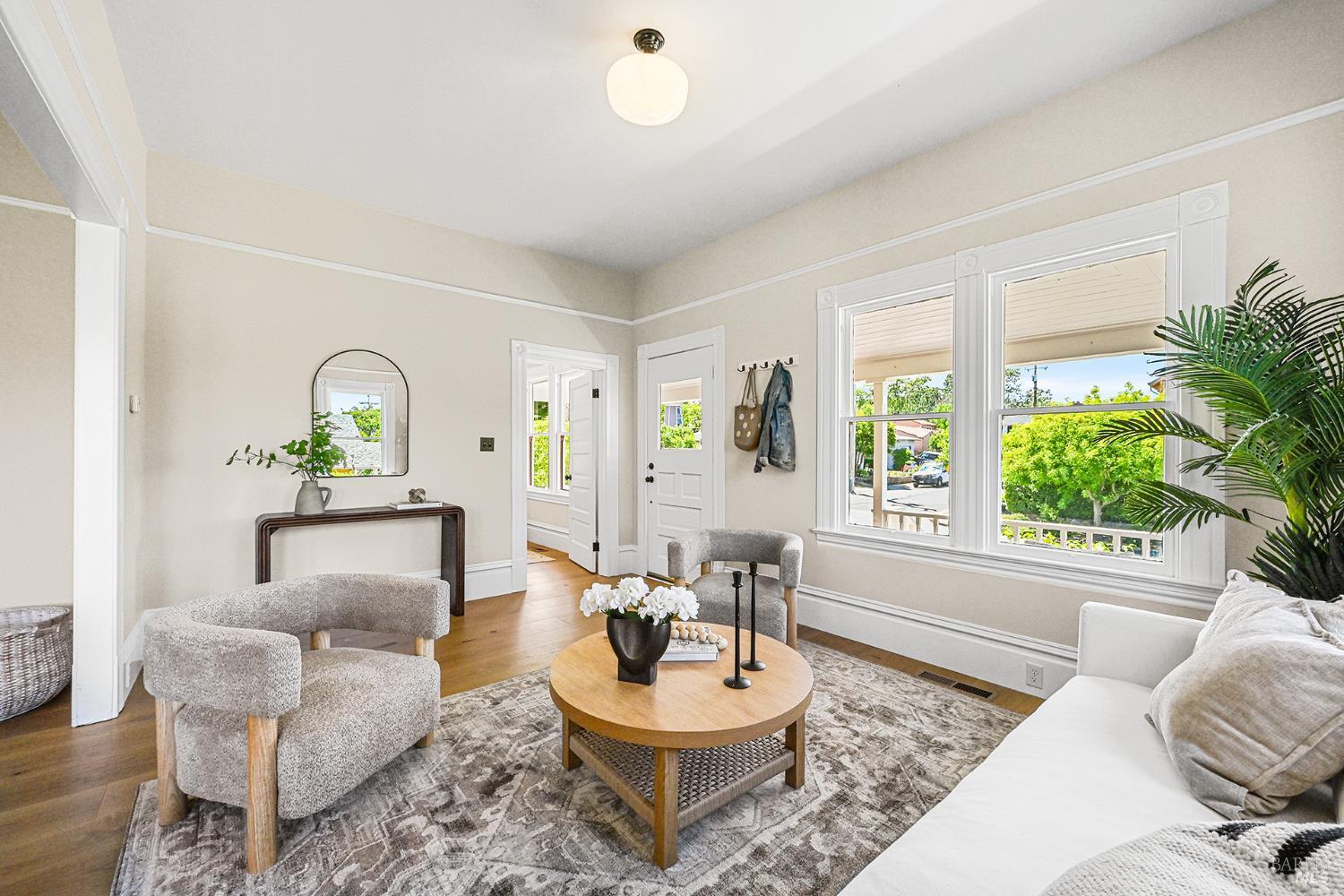 Petaluma, California, 94952, United States, 4 Bedrooms Bedrooms, ,2 BathroomsBathrooms,Residential,For Sale,2048803