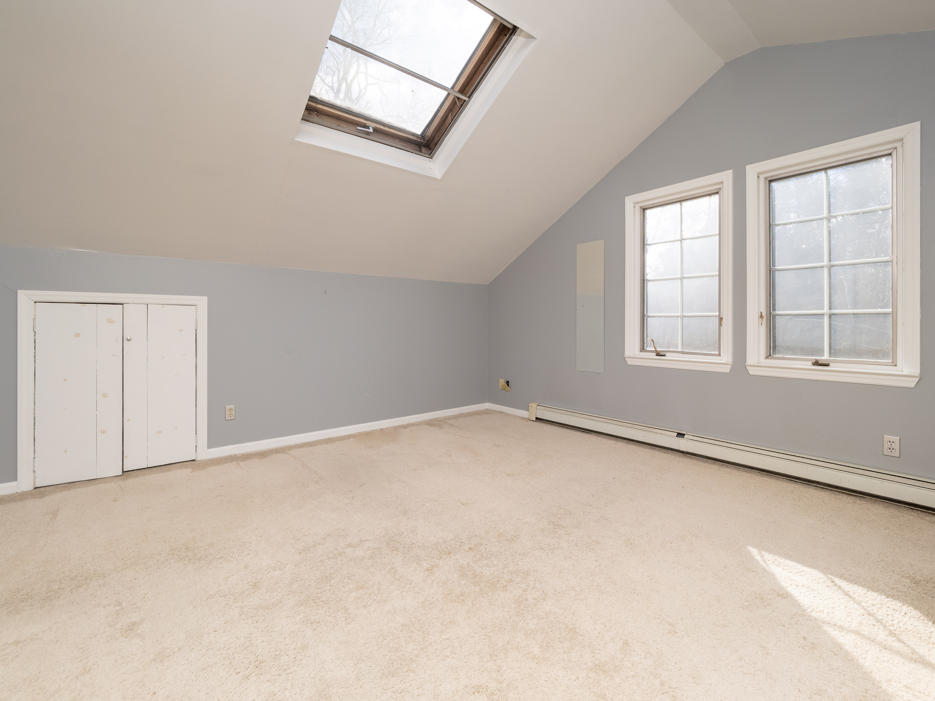 Redding, Connecticut, 06896, United States, 5 Bedrooms Bedrooms, ,5 BathroomsBathrooms,Residential,For Sale,1997100