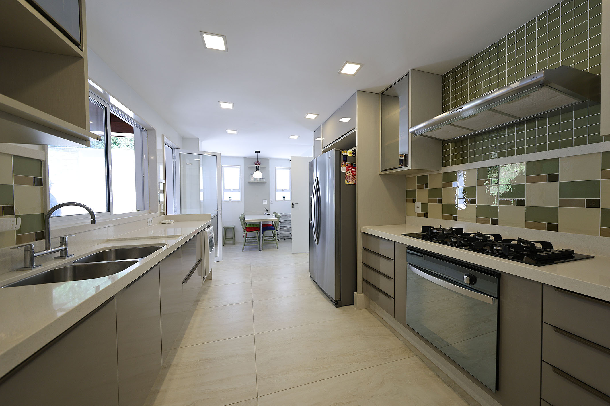  Newly built residence with panoramic elevator in gated condominium in Petrópolis - 物件實景