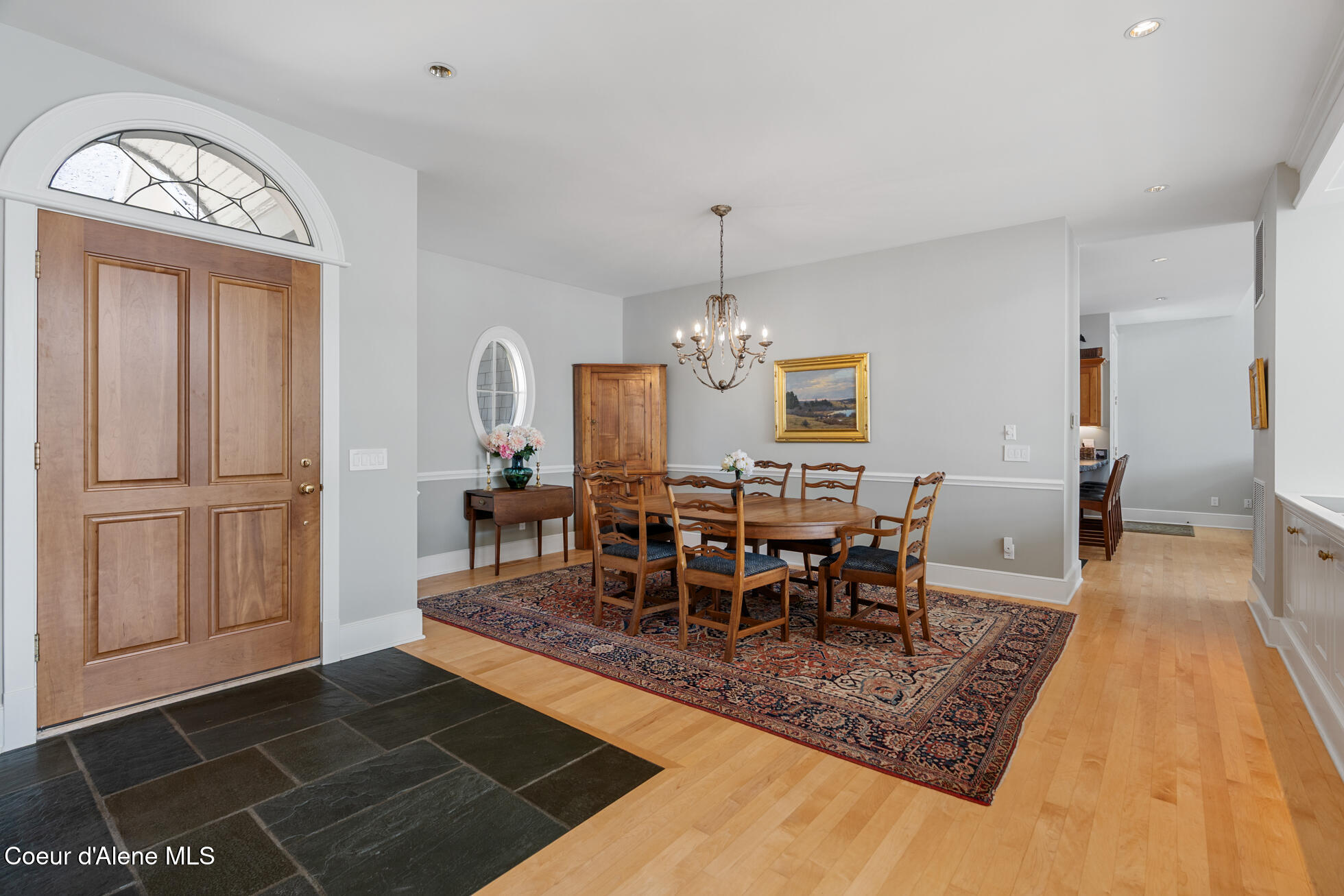 Coeur d'Alene, Idaho, 83814, United States, 4 Bedrooms Bedrooms, ,5 BathroomsBathrooms,Residential,For Sale,1864122
