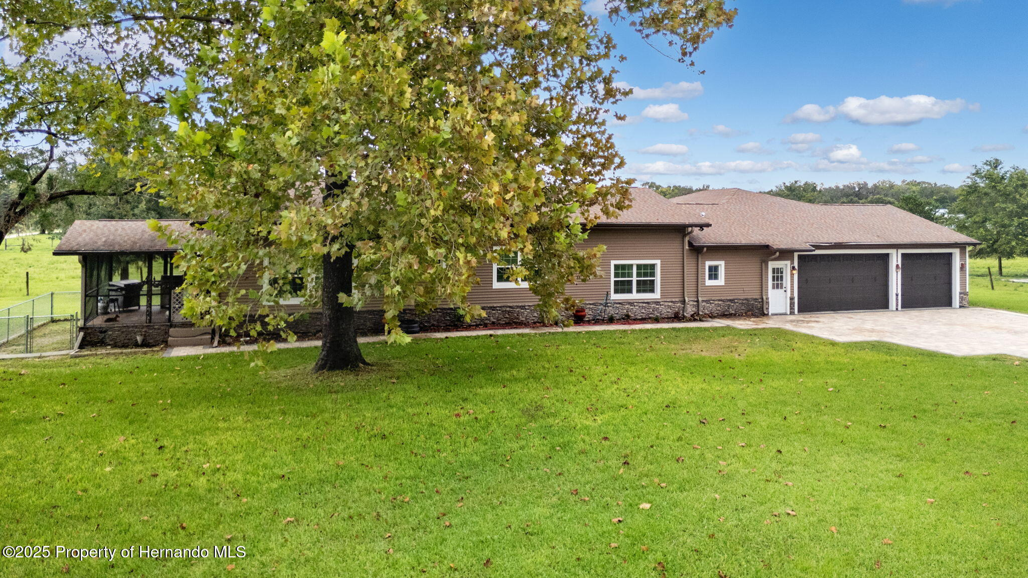 Brooksville, Florida, 34614, United States, 4 Bedrooms Bedrooms, ,4 BathroomsBathrooms,Residential,For Sale,1980990