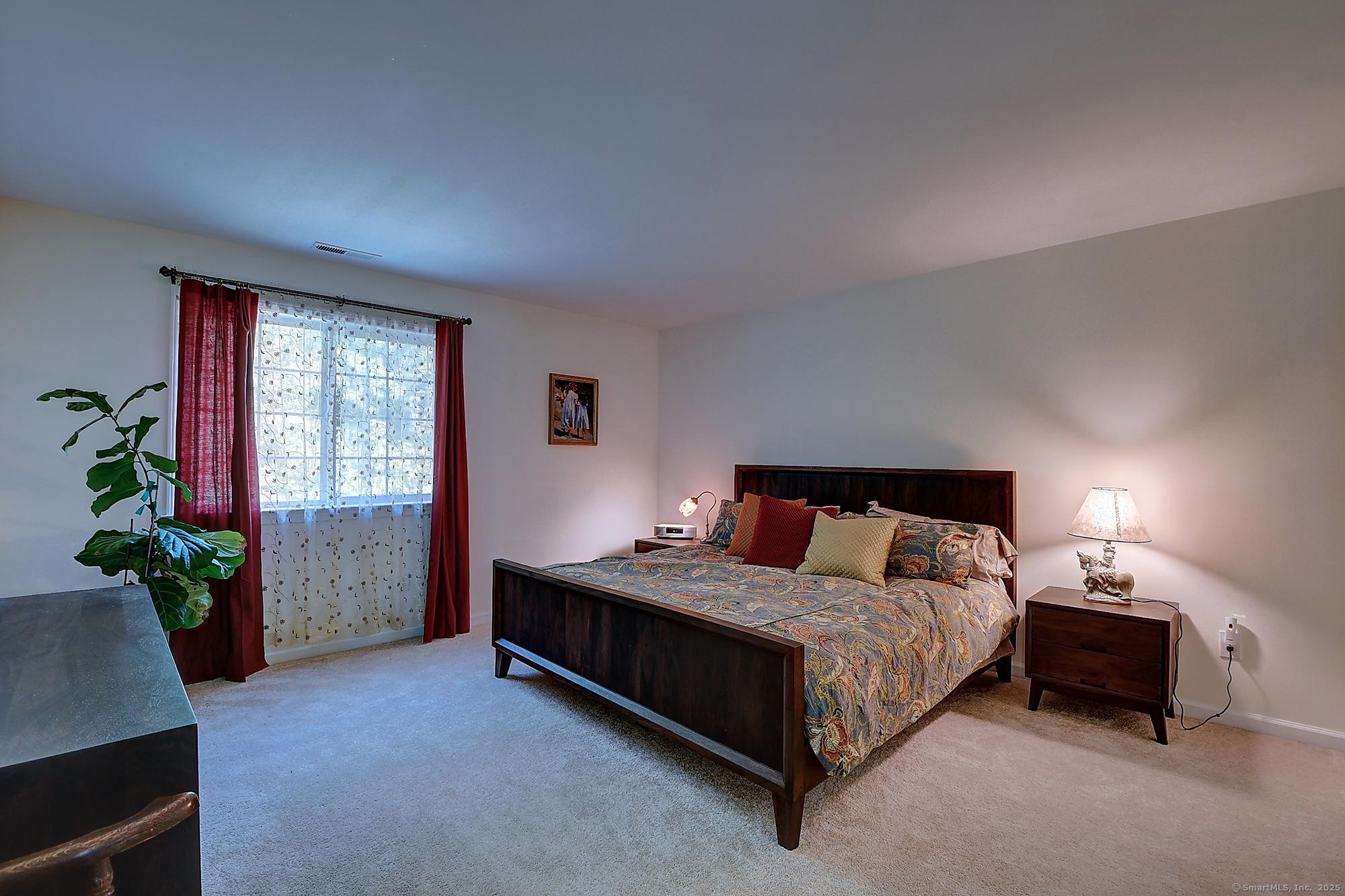 South Windsor, Connecticut, 06074, United States, 4 Bedrooms Bedrooms, ,3 BathroomsBathrooms,Residential,For Sale,1988590