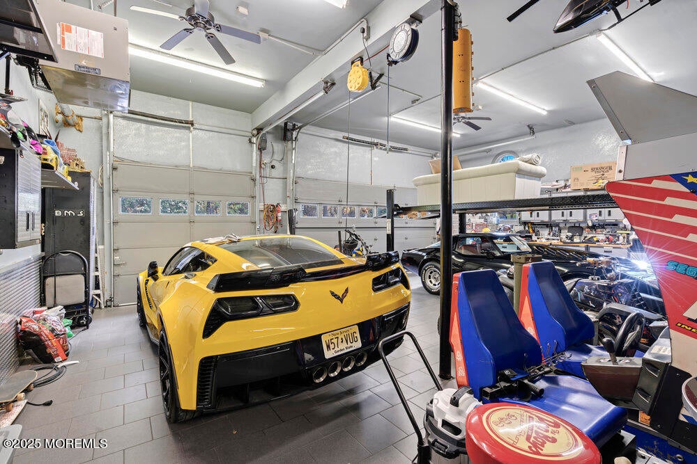 Manalapan, New Jersey, 07726, United States, 5 Bedrooms Bedrooms, ,5 BathroomsBathrooms,Residential,For Sale,1980978