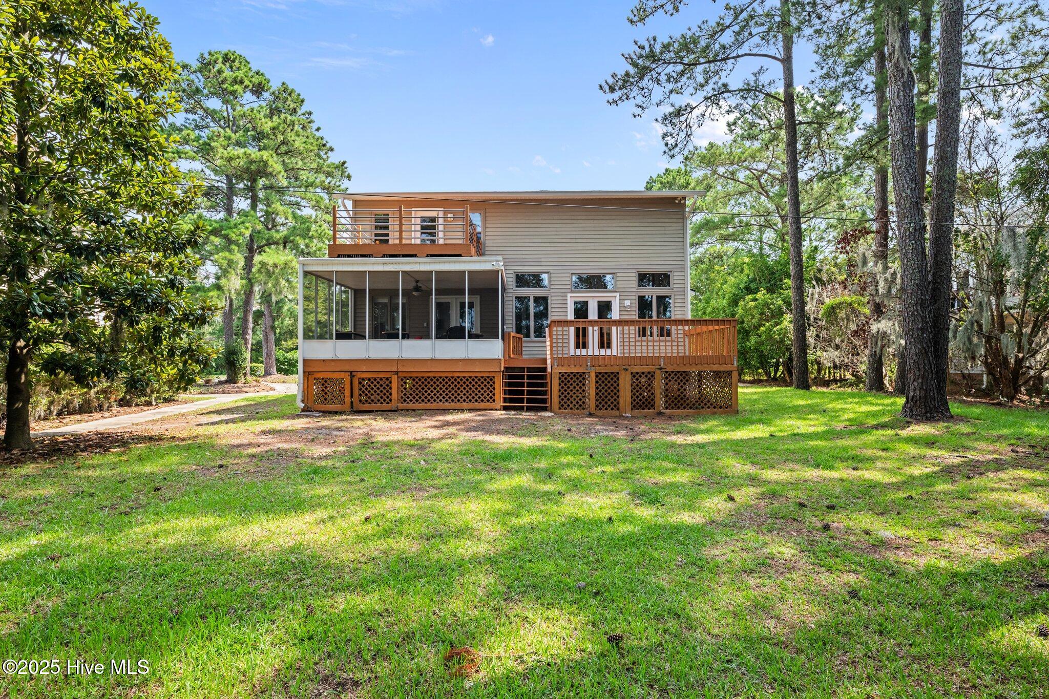 New Bern, North Carolina, 28560, United States, 3 Bedrooms Bedrooms, ,4 BathroomsBathrooms,Residential,For Sale,1874944
