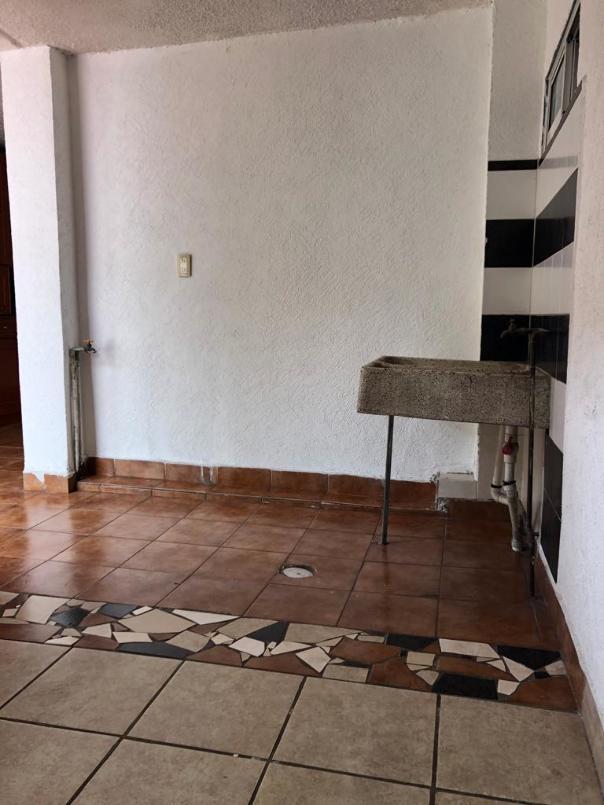 Obreros de Cananea, Toluca, Estado de México, 50010, Mexico, 4 Bedrooms Bedrooms, ,2 BathroomsBathrooms,Residential,For Sale,Obreros de Cananea,1622856