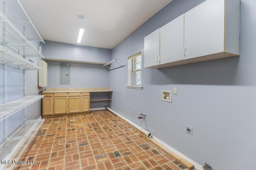 Vancleave, Mississippi, 39565, United States, 3 Bedrooms Bedrooms, ,3 BathroomsBathrooms,Residential,For Sale,1975033