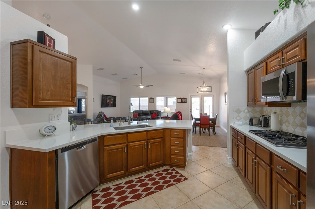 North Las Vegas, Nevada, 89081, United States, 4 Bedrooms Bedrooms, ,3 BathroomsBathrooms,Residential,For Sale,1857171