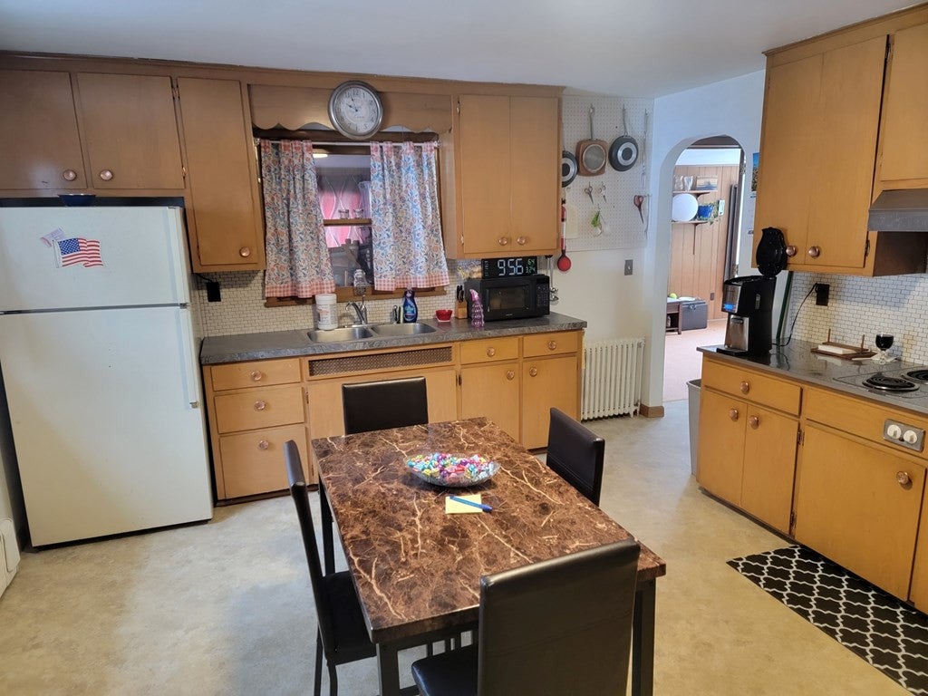 131 Lake Simond Road, Tupper Lake, New York, 12986, United States, 8 Bedrooms Bedrooms, ,5 BathroomsBathrooms,Residential,For Sale,131 Lake Simond Road,1435466