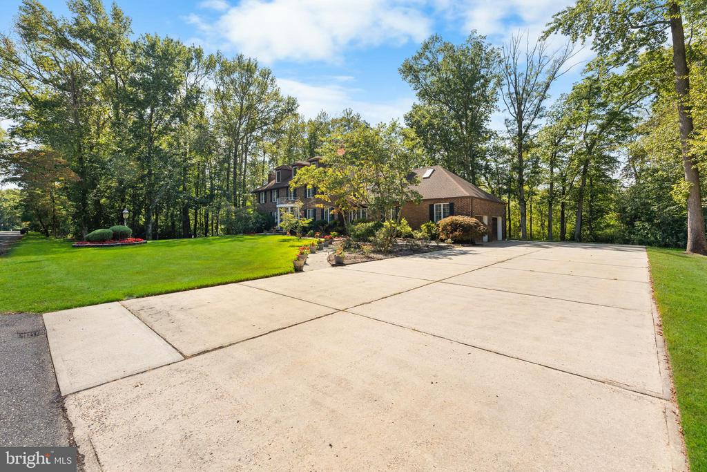 Hightstown, New Jersey, 08520, United States, 5 Bedrooms Bedrooms, ,4 BathroomsBathrooms,Residential,For Sale,1905744