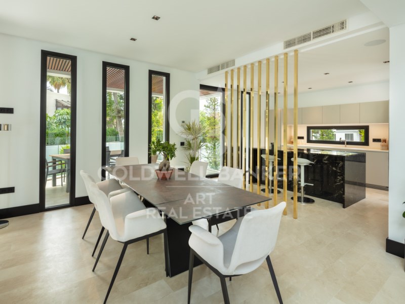 Marbella, Andalusia, ES, 5 Bedrooms Bedrooms, ,6 BathroomsBathrooms,Residential,For Sale,1804123