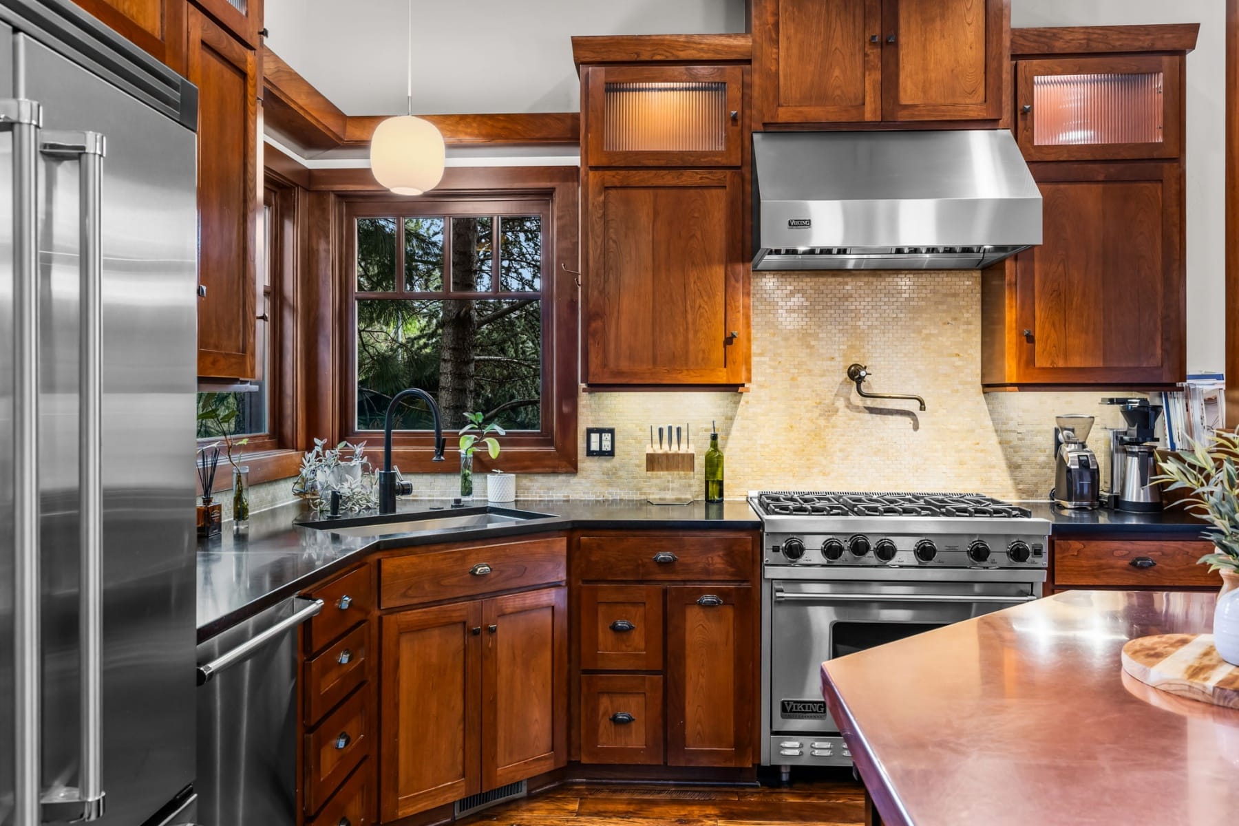 2216 NW 6th Street Bend, OR 97703 - 物件實景