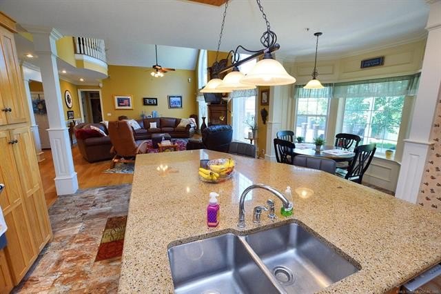 Tahlequah, Oklahoma, 74464, United States, 5 Bedrooms Bedrooms, ,5 BathroomsBathrooms,Residential,For Sale,1977859