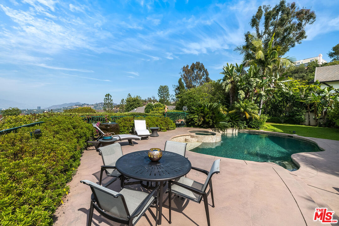 Beverly Hills, California, 90210, United States, 4 Bedrooms Bedrooms, ,5 BathroomsBathrooms,Residential,For Sale,1919871