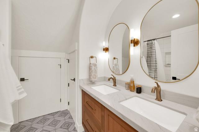 Herriman, Utah, 84096, United States, 5 Bedrooms Bedrooms, ,5 BathroomsBathrooms,Residential,For Sale,2049420