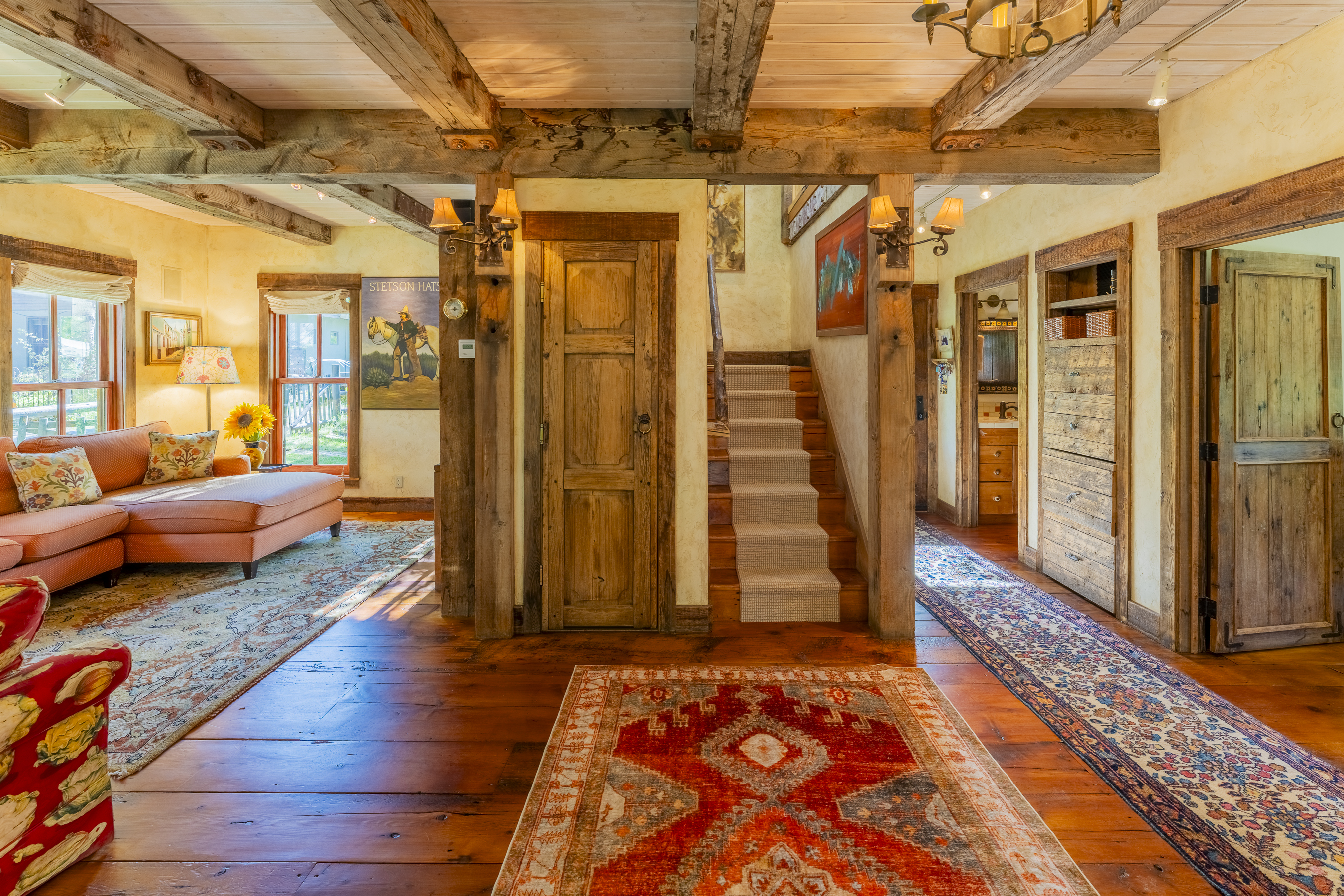  BEAR ALLEY - Unwrap The Fairytale - A Once-In-A-Lifetime Creekside Compound - 物件實景
