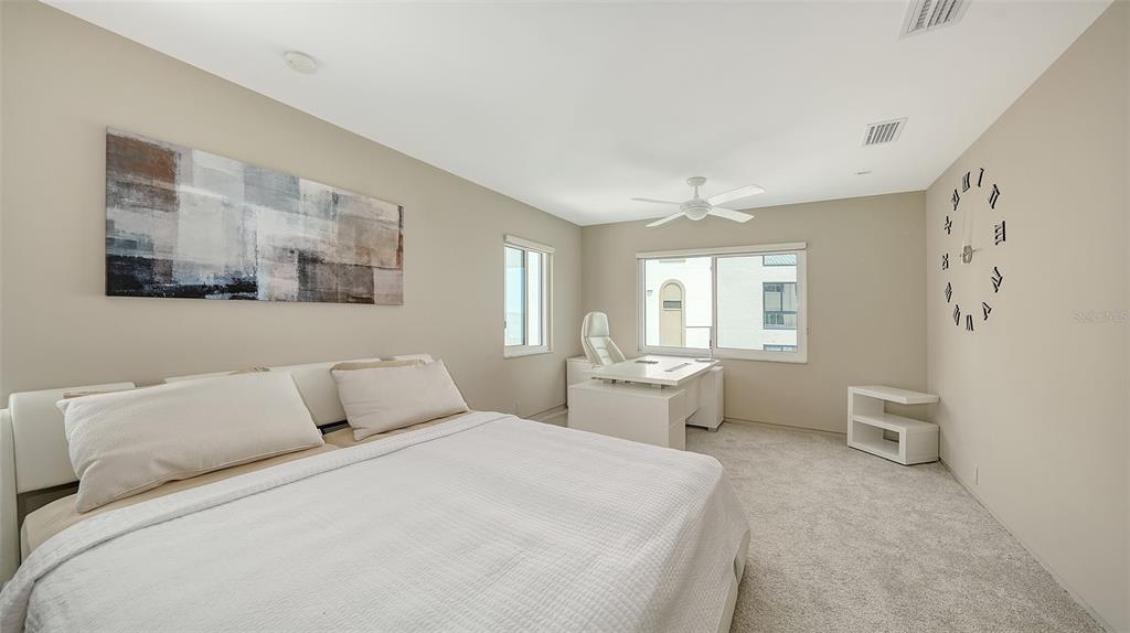 Sarasota, Florida, 34236, United States, 2 Bedrooms Bedrooms, ,2 BathroomsBathrooms,Residential,For Sale,1960726