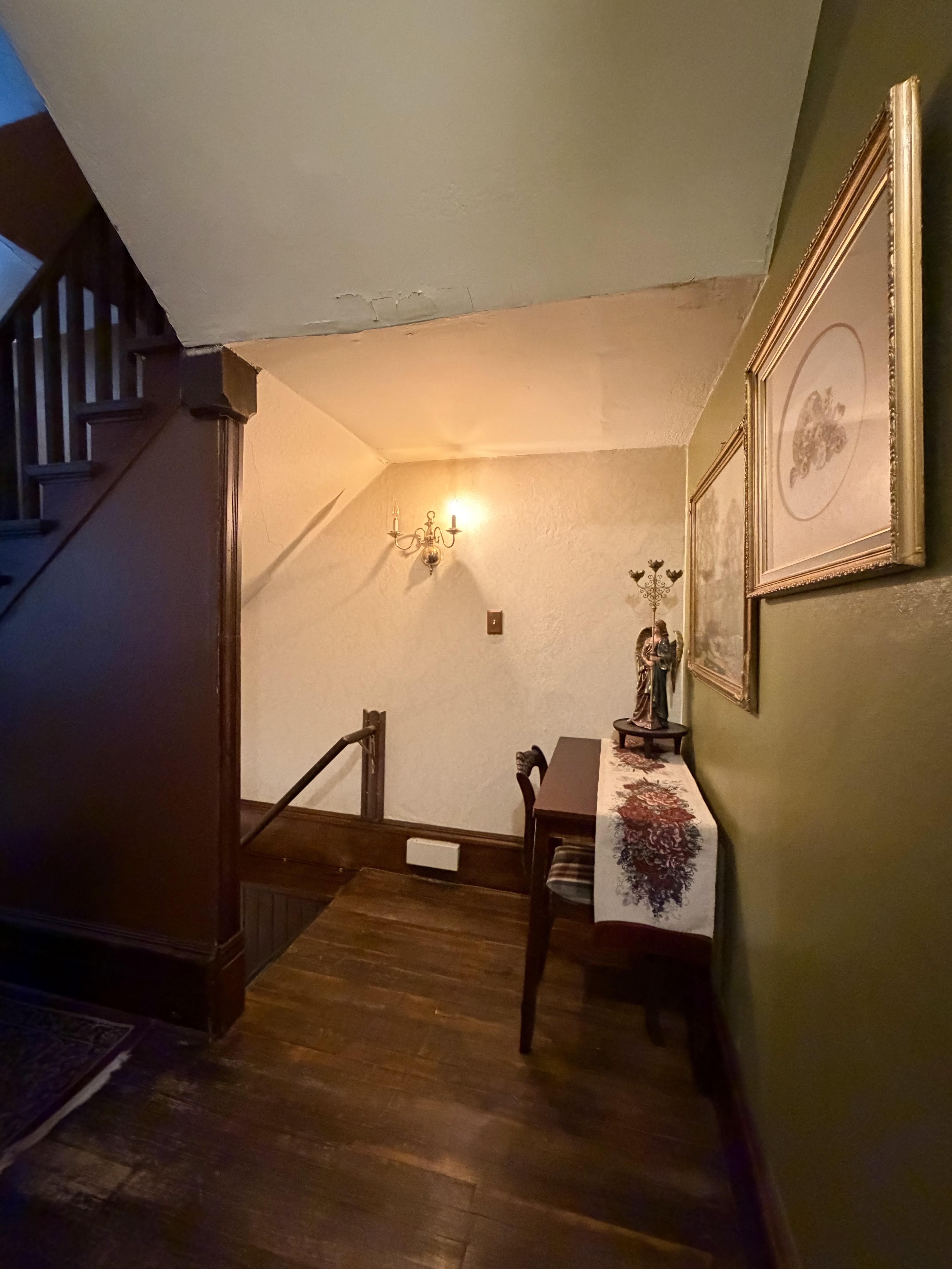 Butte, Montana, 59701, United States, 4 Bedrooms Bedrooms, ,4 BathroomsBathrooms,Residential,For Sale,1995407