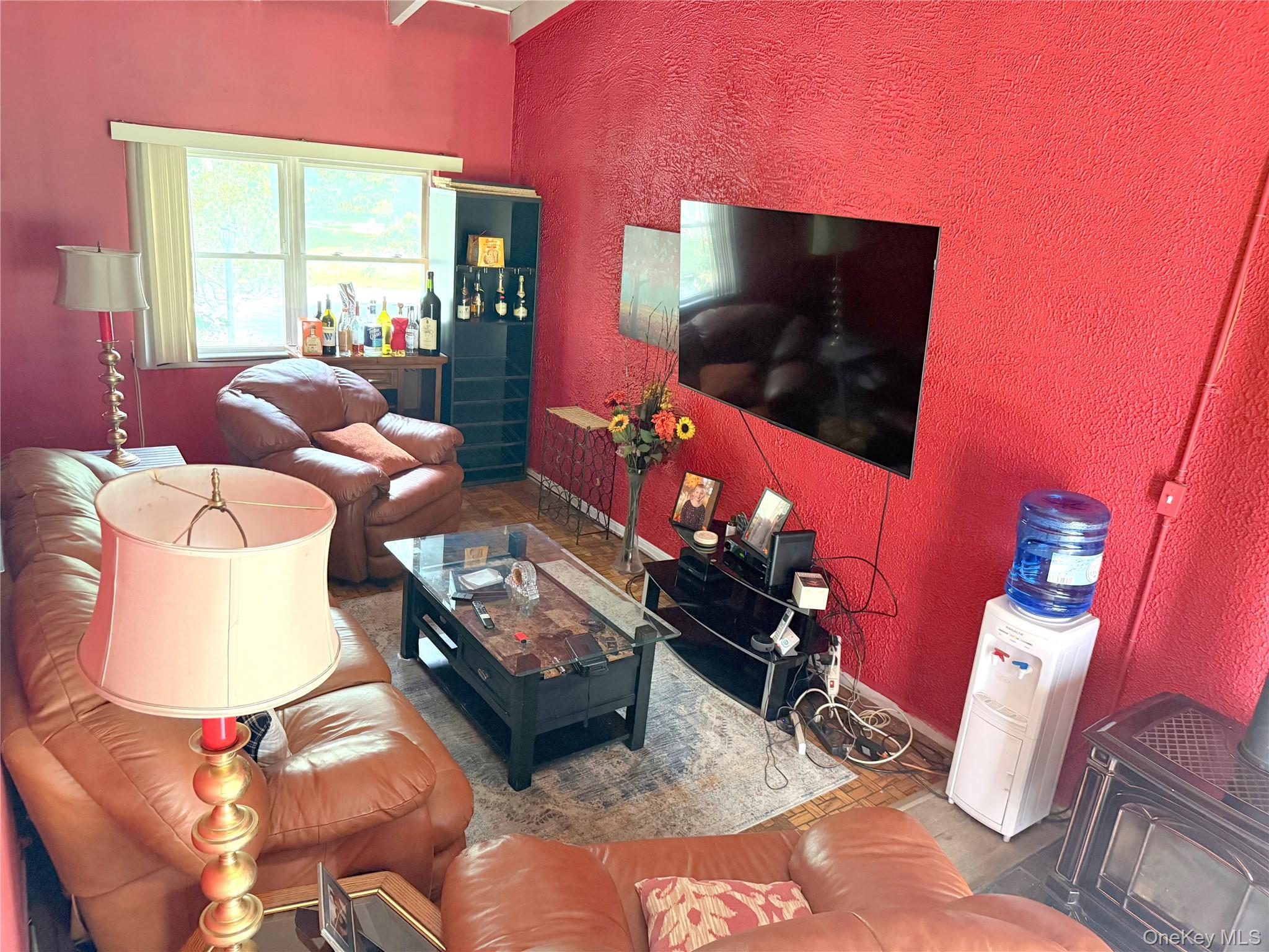 New City, New York, 10956, United States, 4 Bedrooms Bedrooms, ,3 BathroomsBathrooms,Residential,For Sale,1896333