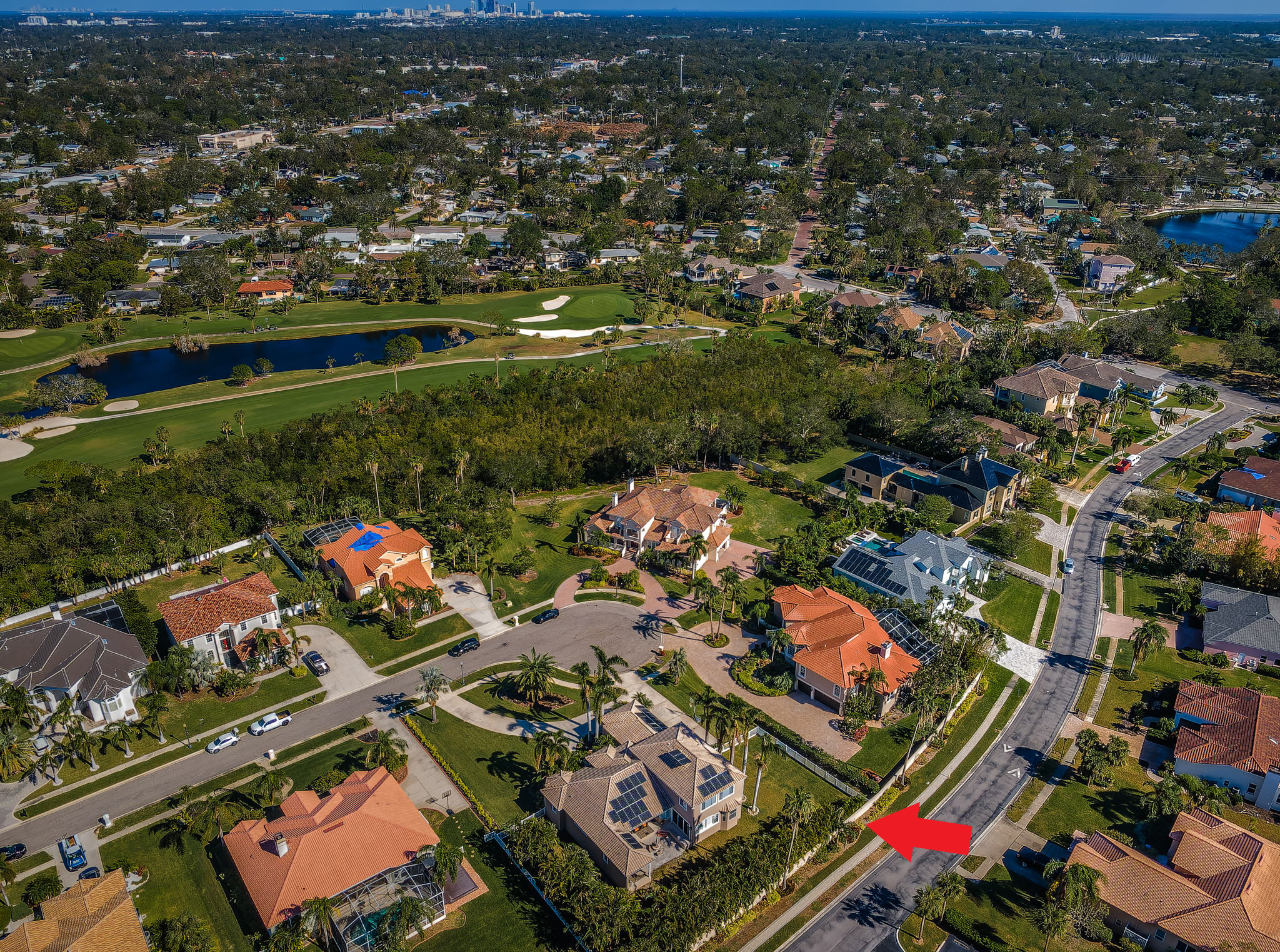 Gulfport, Florida, 33707, United States, 5 Bedrooms Bedrooms, ,4 BathroomsBathrooms,Residential,For Sale,1977633