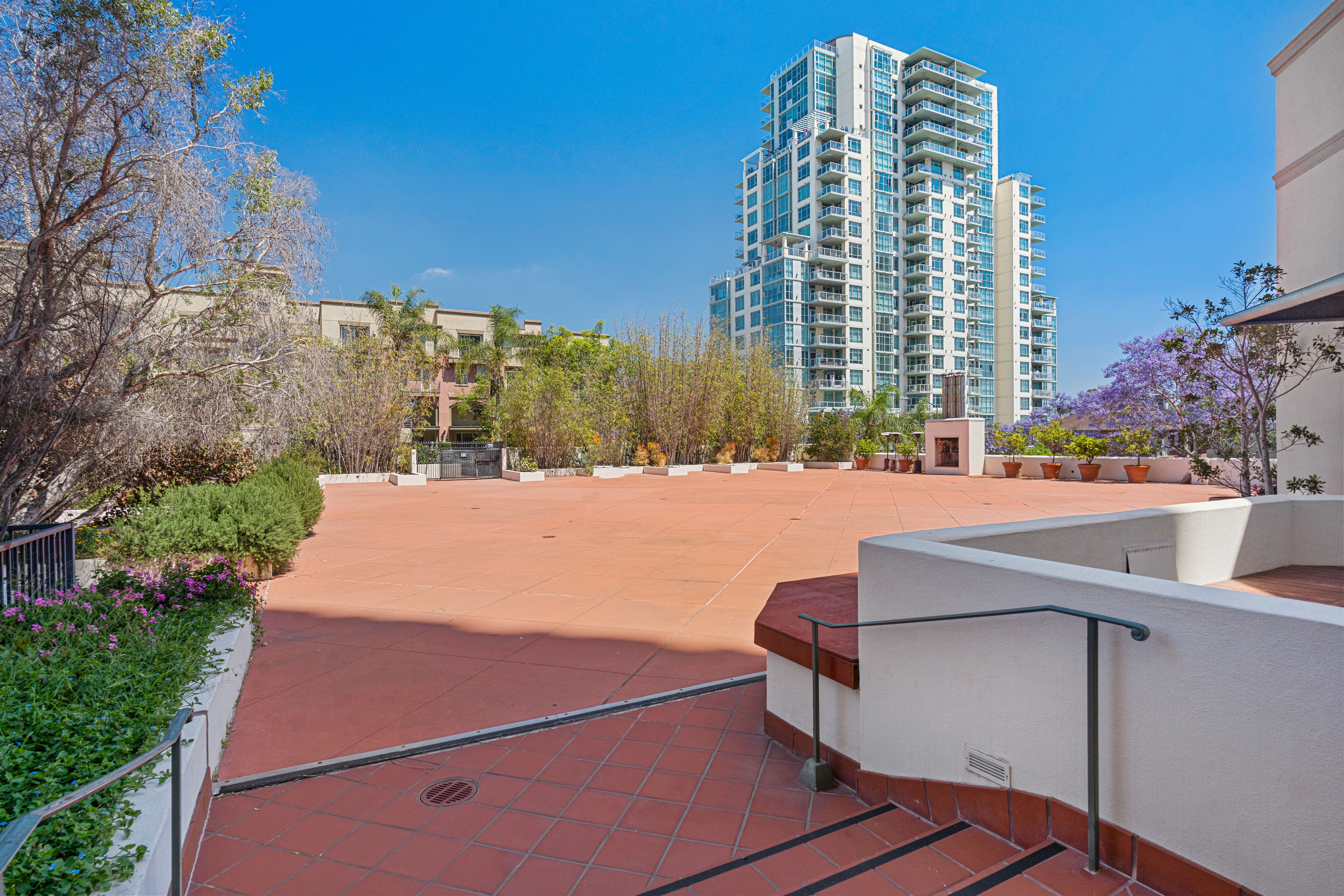  702 Ash Street, San Diego, CA 92101 - 物件實景