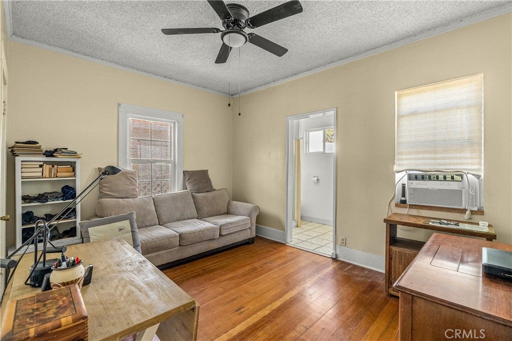 Los Angeles, California, 90032, United States, 3 Bedrooms Bedrooms, ,1 BathroomBathrooms,Residential,For Sale,1923092