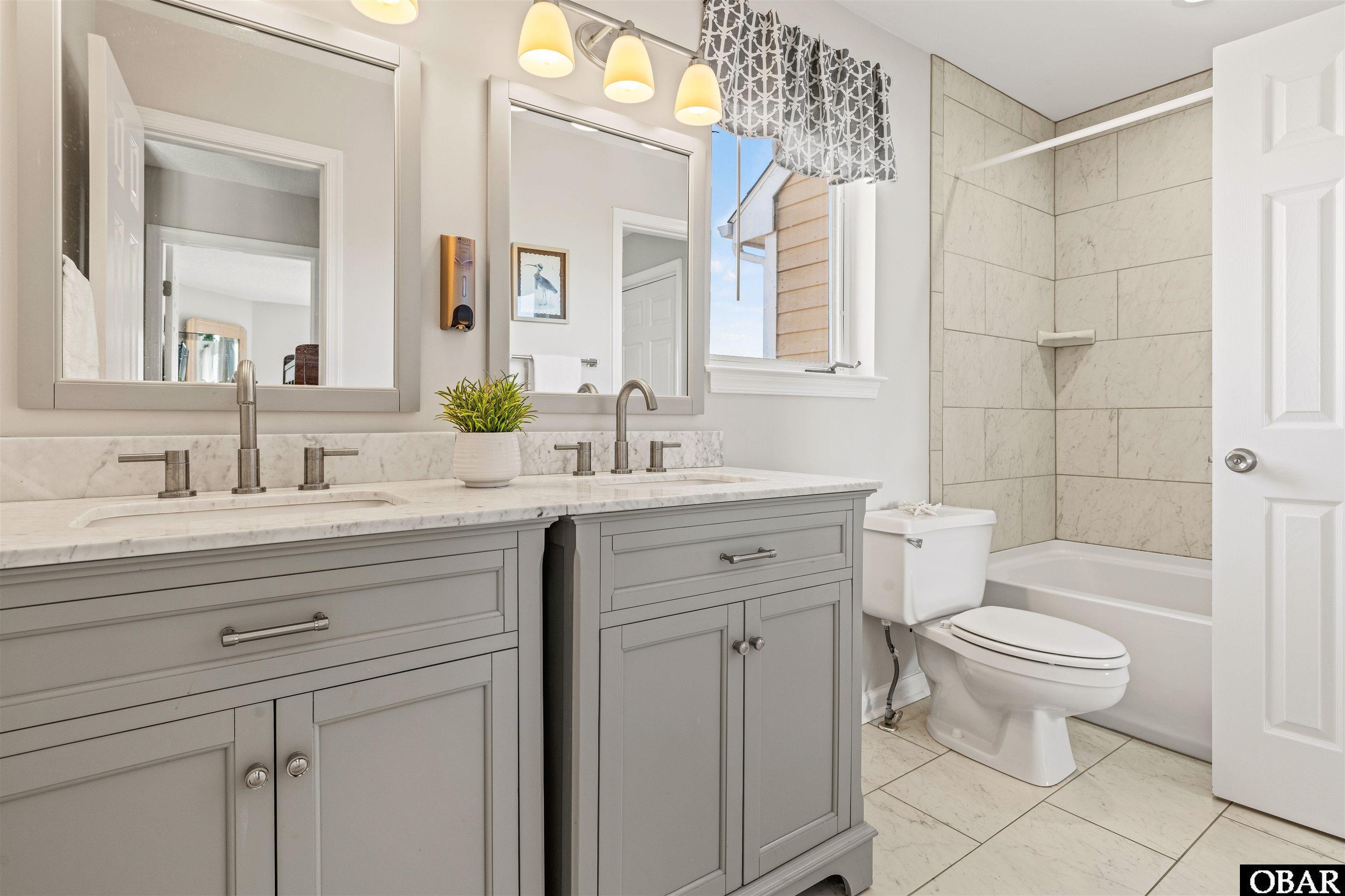 Manteo, North Carolina, 27954, United States, 3 Bedrooms Bedrooms, ,3 BathroomsBathrooms,Residential,For Sale,1901089