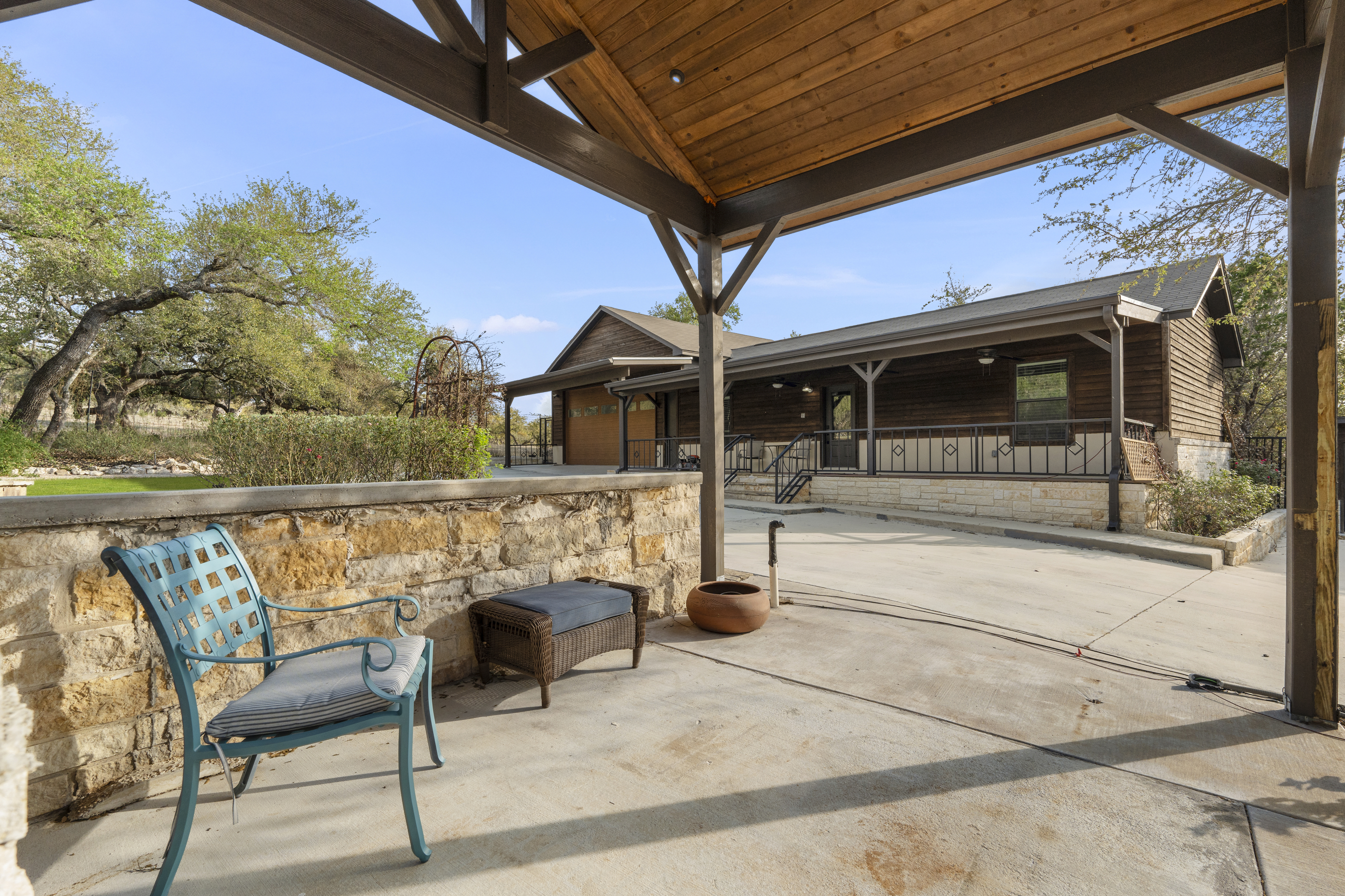  Spring Branch Luxury on 2.3 Acres - 物件實景