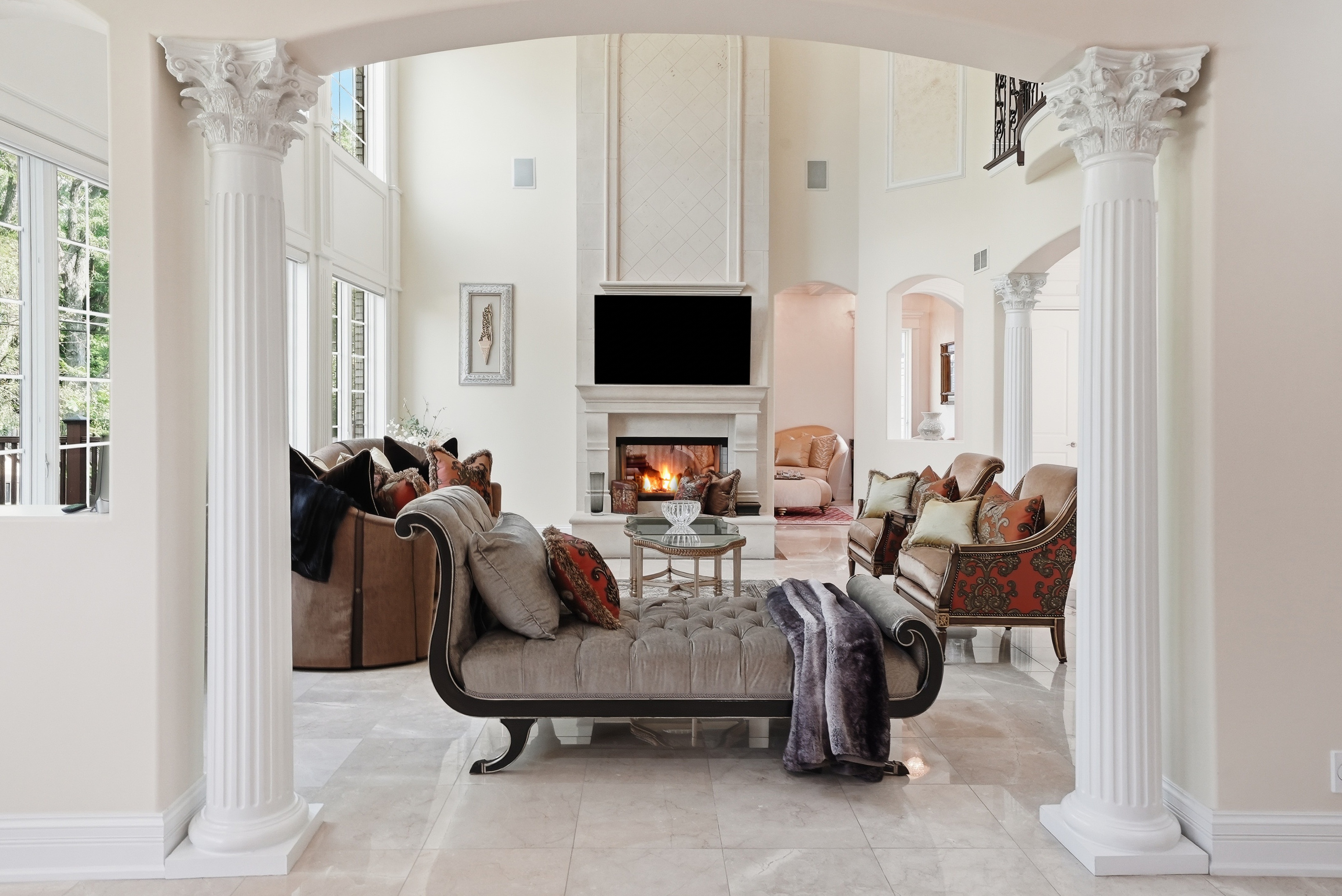  Perfectly Positioned in the Prestigious Golfview Hills Community of Hinsdale - 物件實景