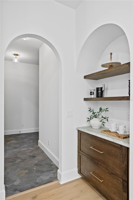 Tampa, Florida, 33629, United States, 5 Bedrooms Bedrooms, ,5 BathroomsBathrooms,Residential,For Sale,1837490