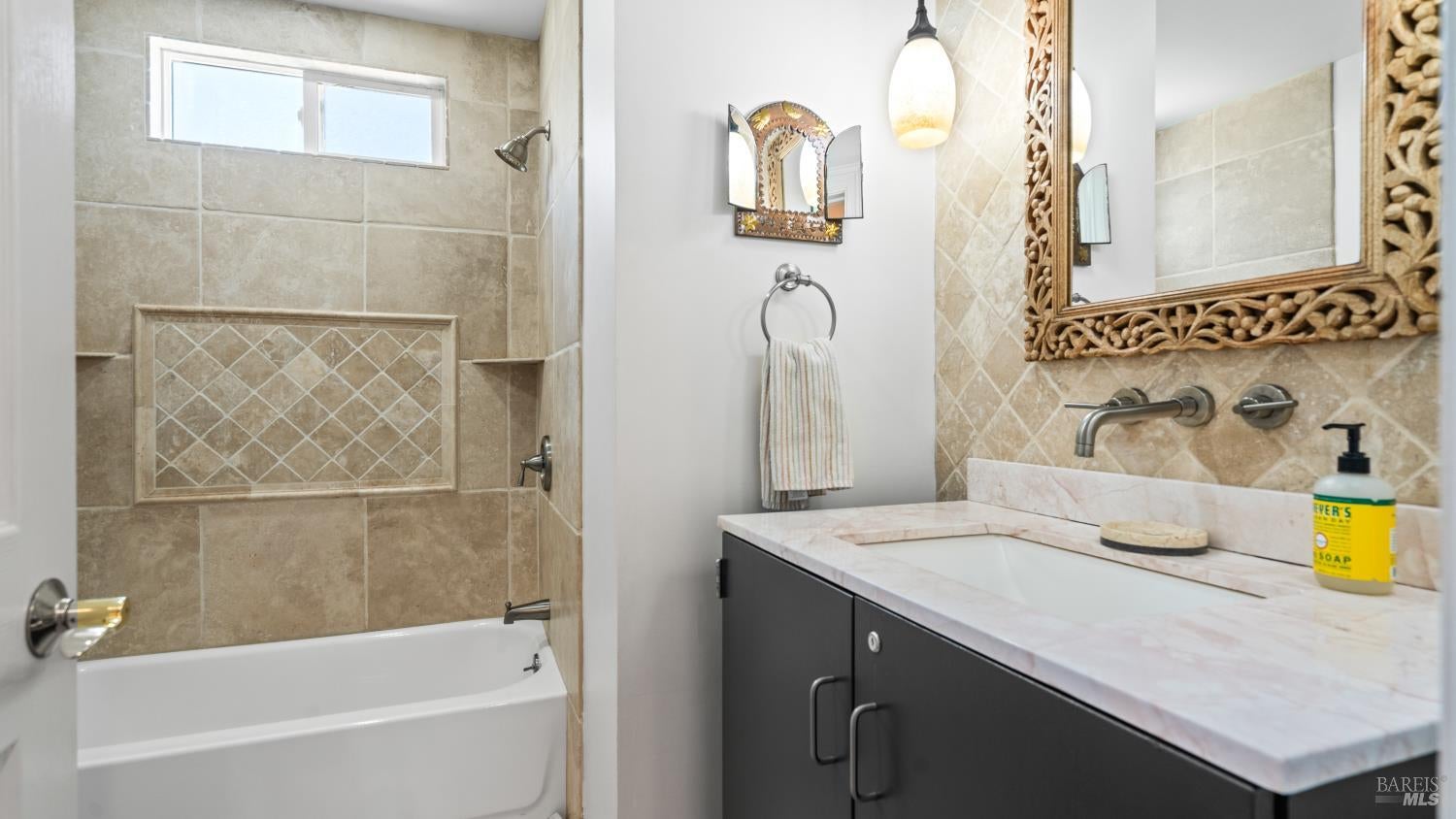 Fairfield, California, 94534, United States, 3 Bedrooms Bedrooms, ,2 BathroomsBathrooms,Residential,For Sale,1939081