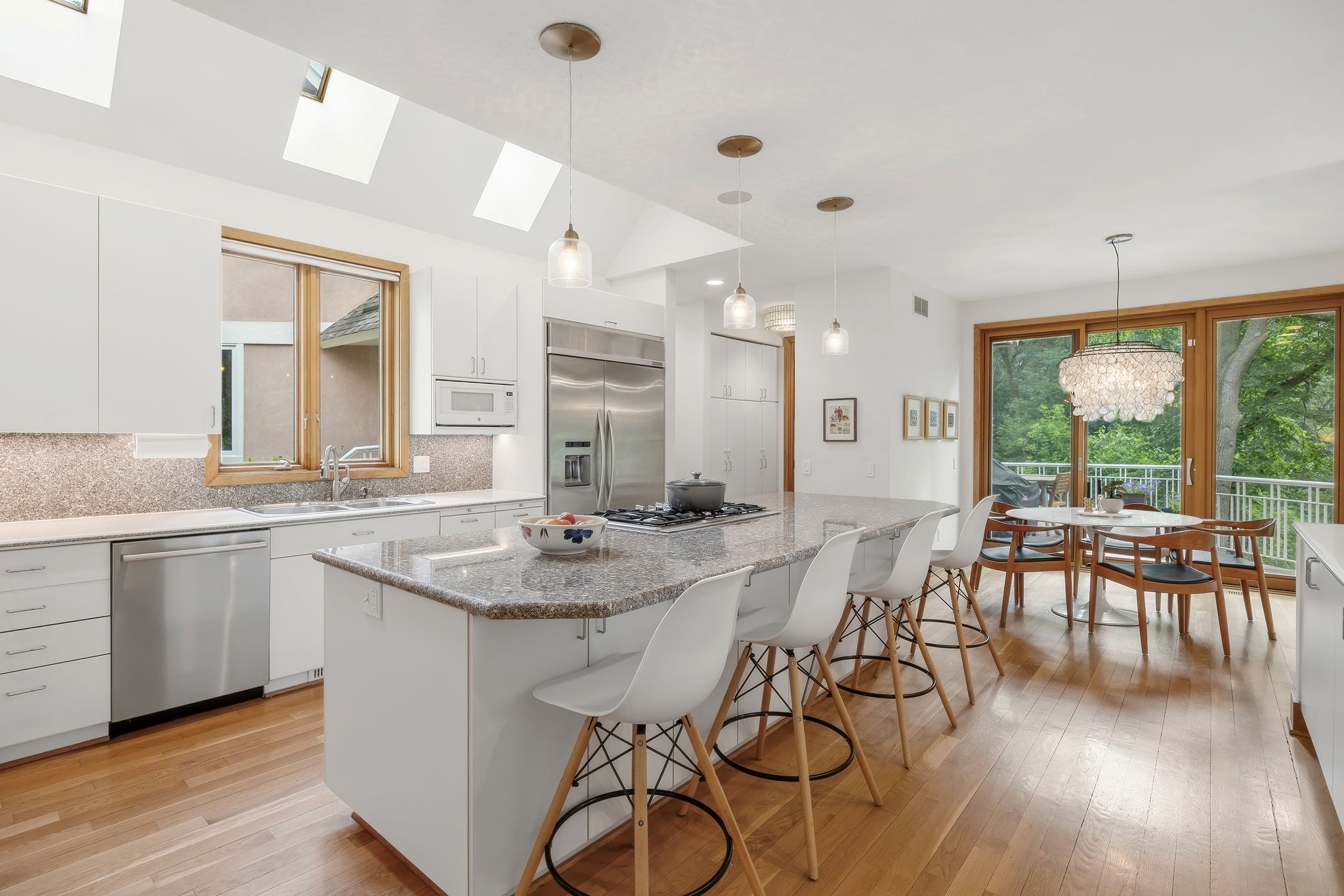  Luxury Contemporary Home in Serene Minnetonka Setting - 物件實景