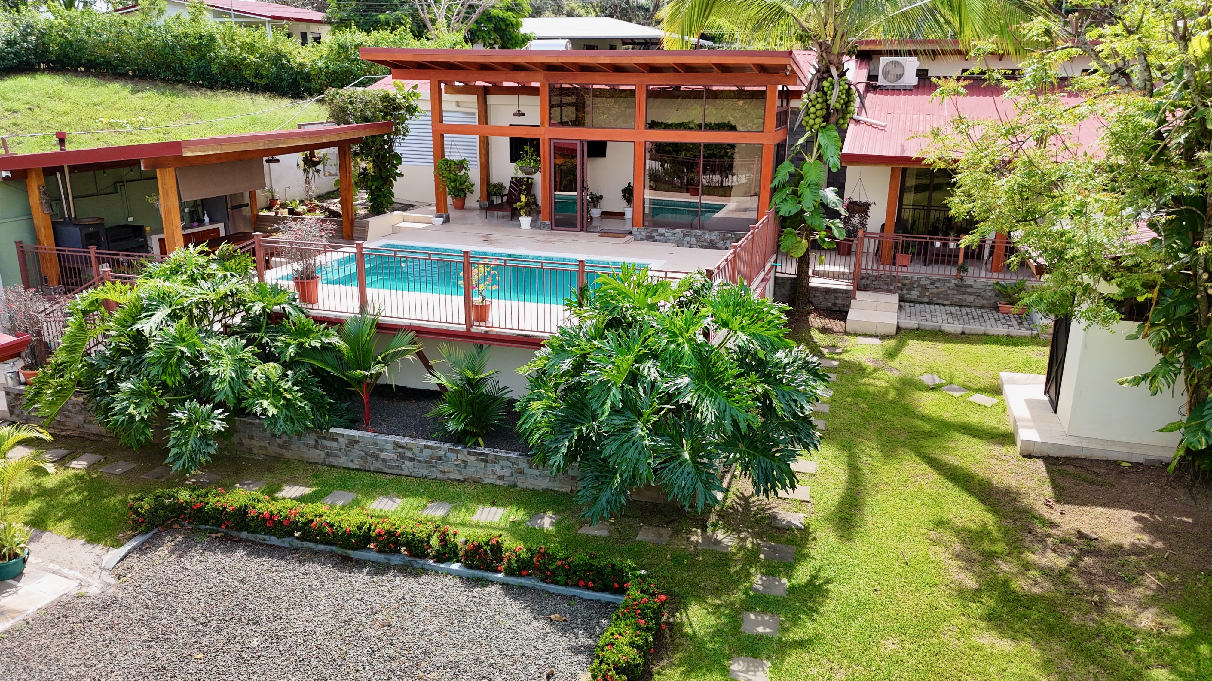 Atenas, Alajuela, CR, 4 Bedrooms Bedrooms, ,4 BathroomsBathrooms,Residential,For Sale,1687102