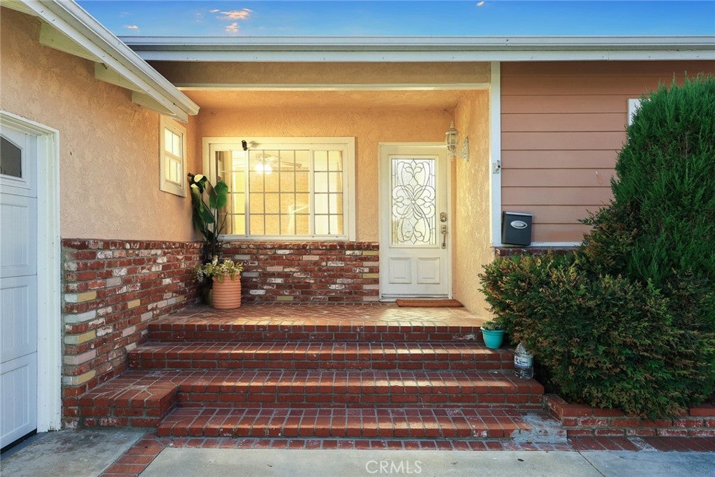 Whittier, California, 90604, United States, 4 Bedrooms Bedrooms, ,2 BathroomsBathrooms,Residential,For Sale,1918097