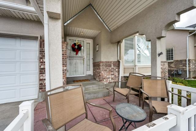 Murray, Utah, 84107, United States, 5 Bedrooms Bedrooms, ,4 BathroomsBathrooms,Residential,For Sale,2002445