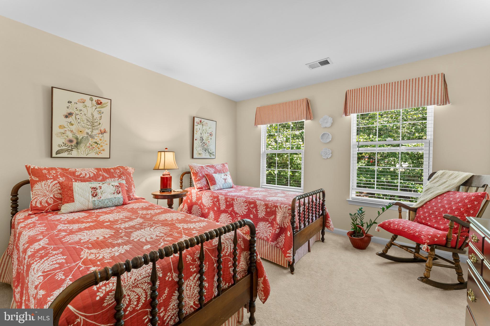 Jeffersonton, Virginia, 22724, United States, 5 Bedrooms Bedrooms, ,4 BathroomsBathrooms,Residential,For Sale,1935978