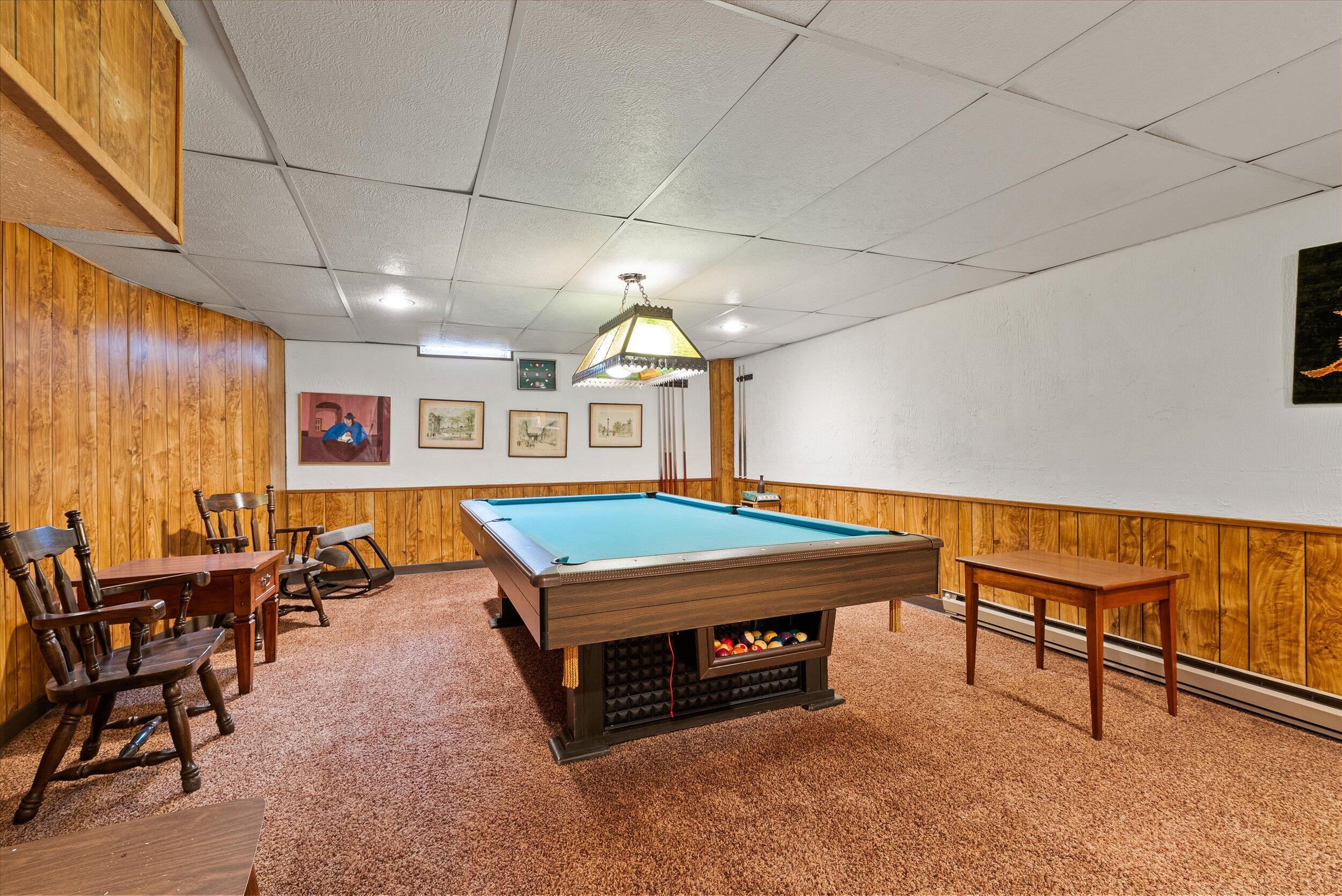 Mequon, Wisconsin, 53097, United States, 5 Bedrooms Bedrooms, ,5 BathroomsBathrooms,Residential,For Sale,1907648