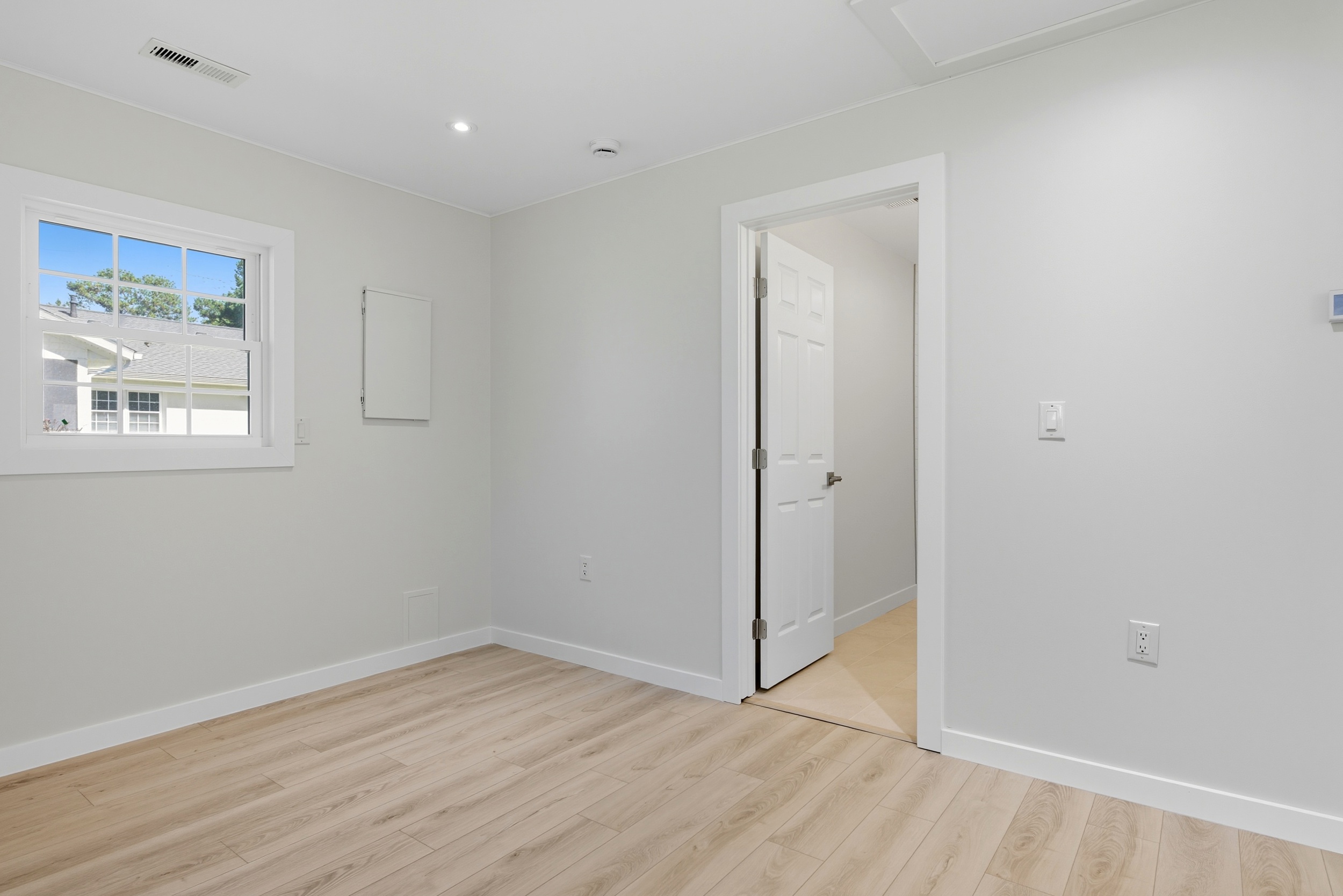 Deltaville, Virginia, 230432093, United States, 4 Bedrooms Bedrooms, ,4 BathroomsBathrooms,Residential,For Sale,1983075