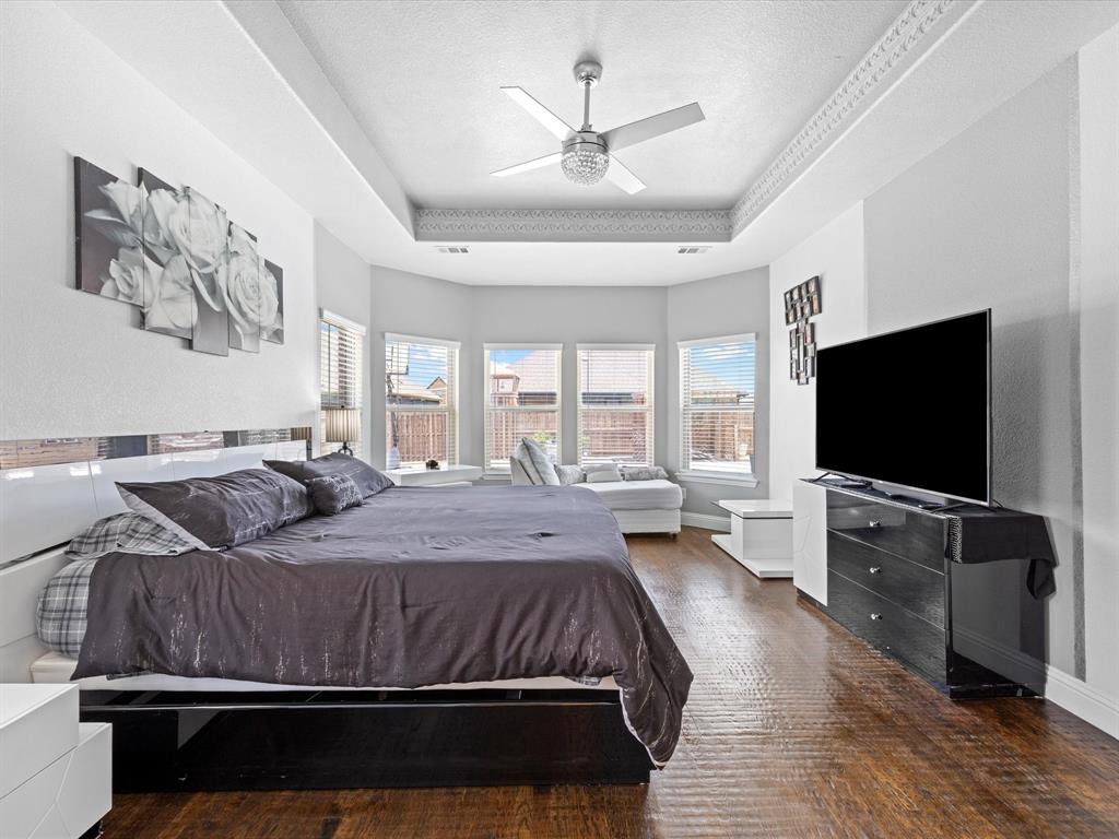 Waxahachie, Texas, 75165, United States, 4 Bedrooms Bedrooms, ,4 BathroomsBathrooms,Residential,For Sale,1978879