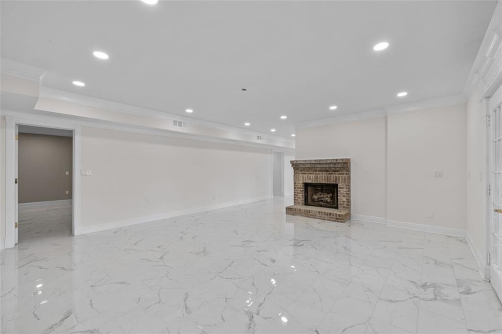 Jonesboro, Georgia, 30236, United States, 5 Bedrooms Bedrooms, ,5 BathroomsBathrooms,Residential,For Sale,1889990